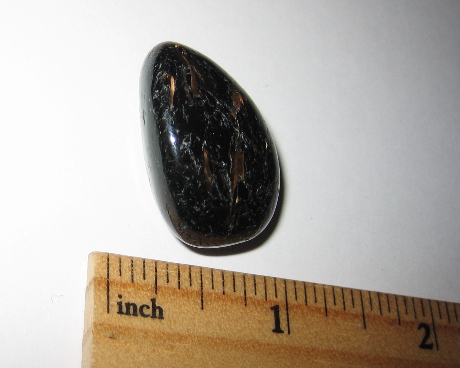 1.1″ RARE TUMBLED POLISHED AUTHENTIC NUUMMITE STONE FROM GREENLAND 12.6grams *10