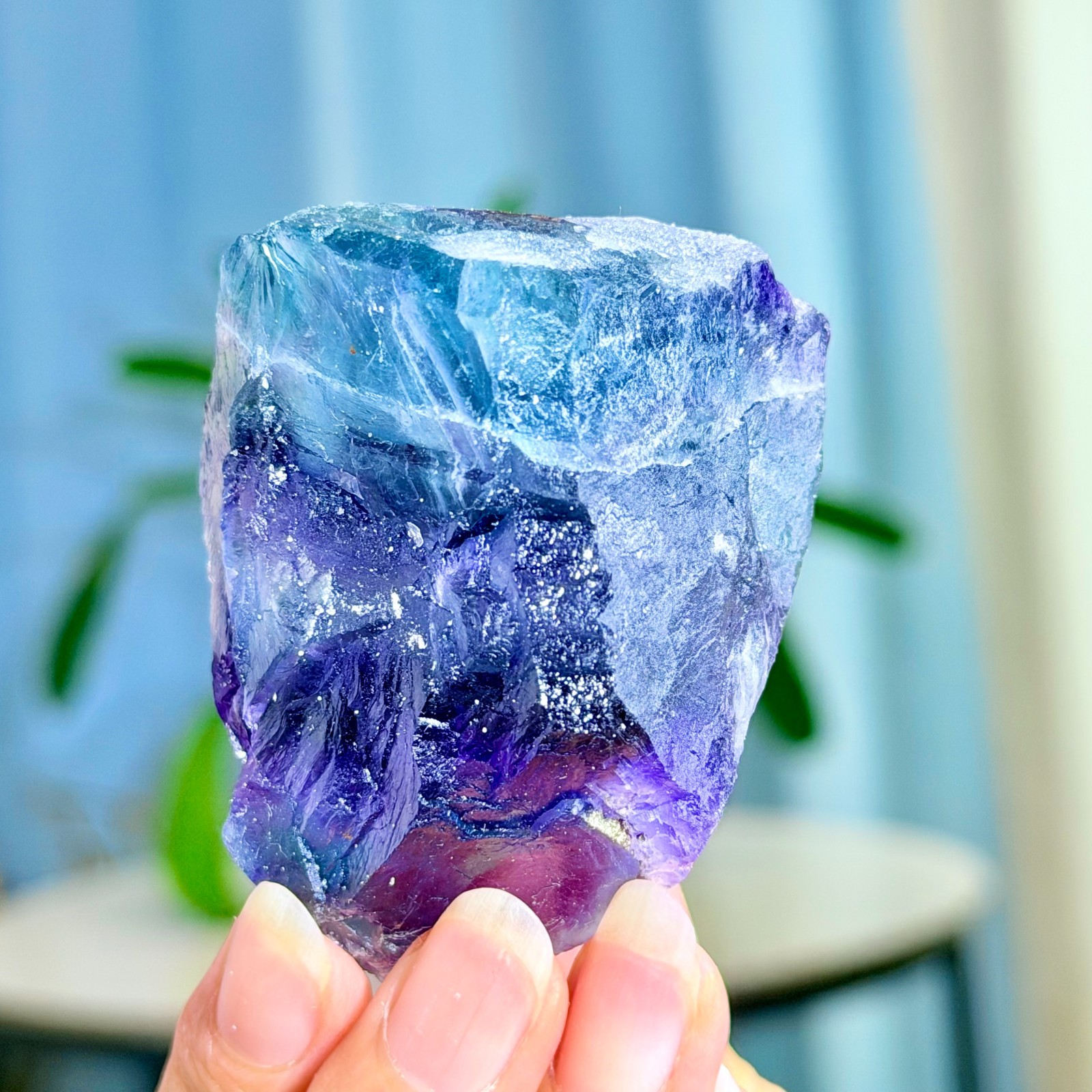 216G Rare transparent purple cubic fluorite mineral crystal sample/China