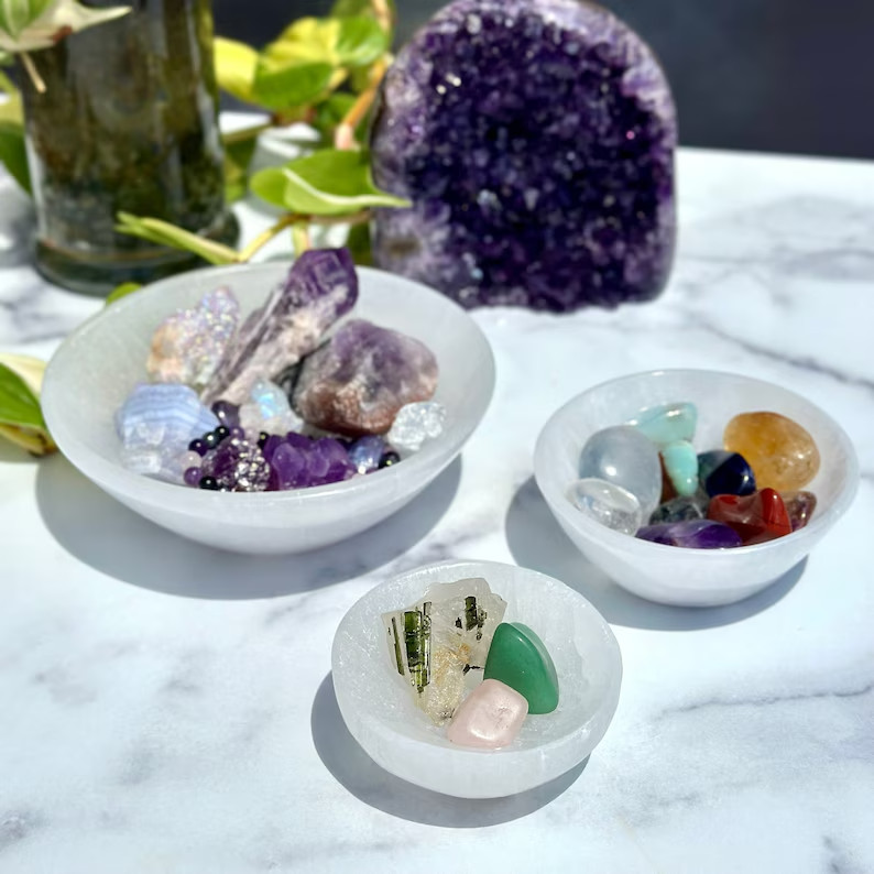 Natural Selenite Bowl Crystal 3″ Cleansing Charging Plate Reiki Healing Stone