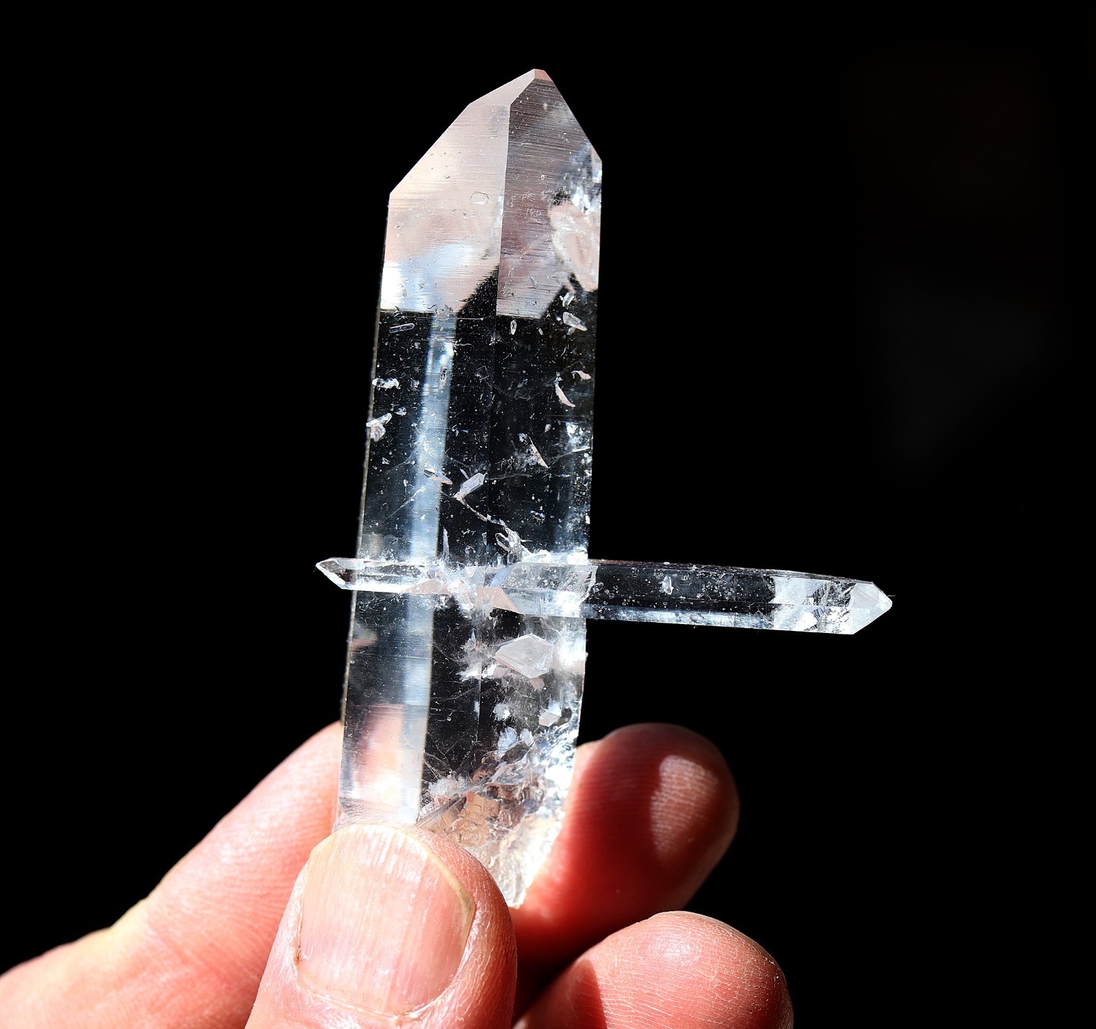 Twin Colombian Quartz Crystal Point with Double Terminated perfect tips