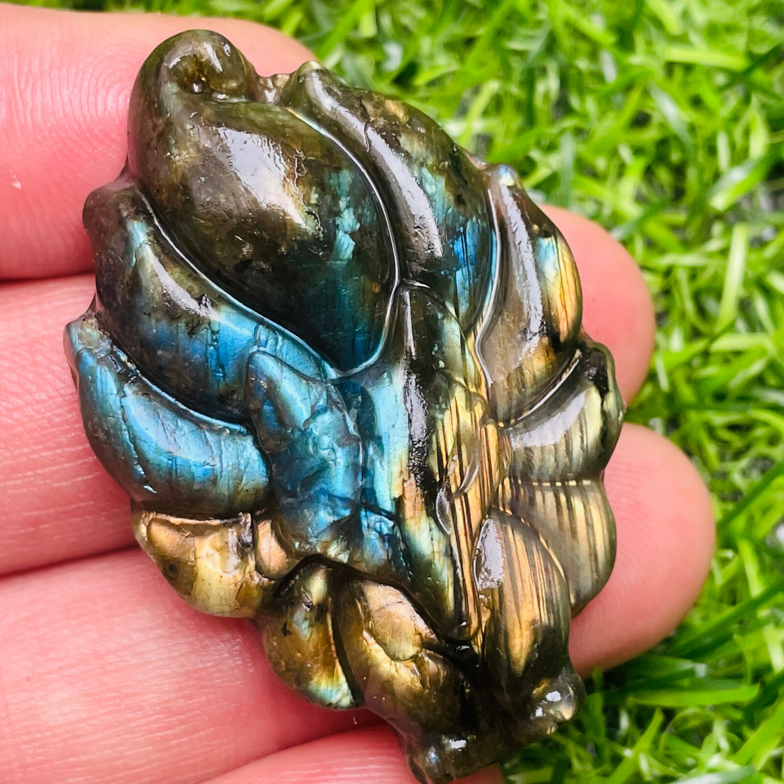 1Pc natural labradorite Quartz nine-tailed fox skull hand carved crystal 1.8″