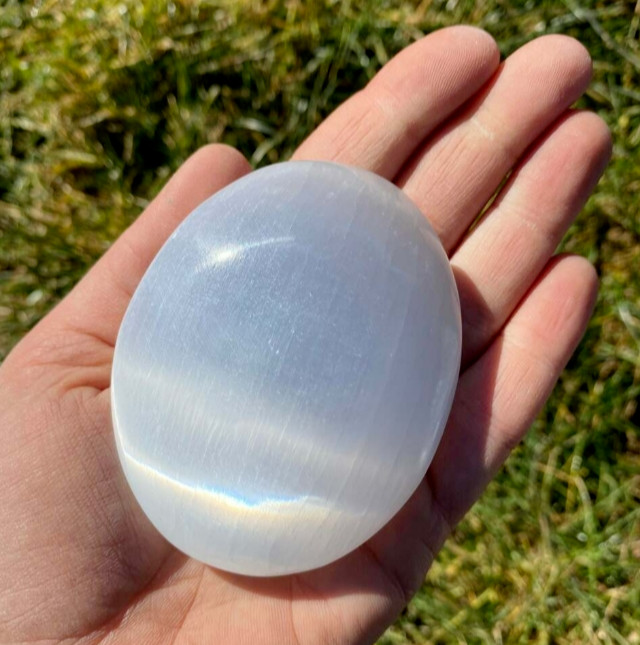 1pcs Selenite Palm Stone 5-6cm White Stone Home Decor Reiki Energy Healing Gifts