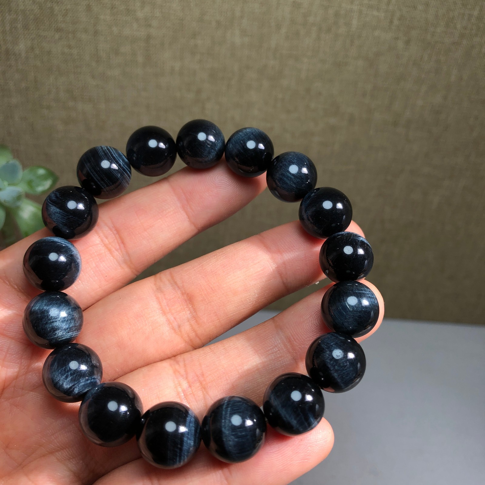 12mm Natural blue tiger eye Crystal Quartz chain beads bracelet 43g A1392