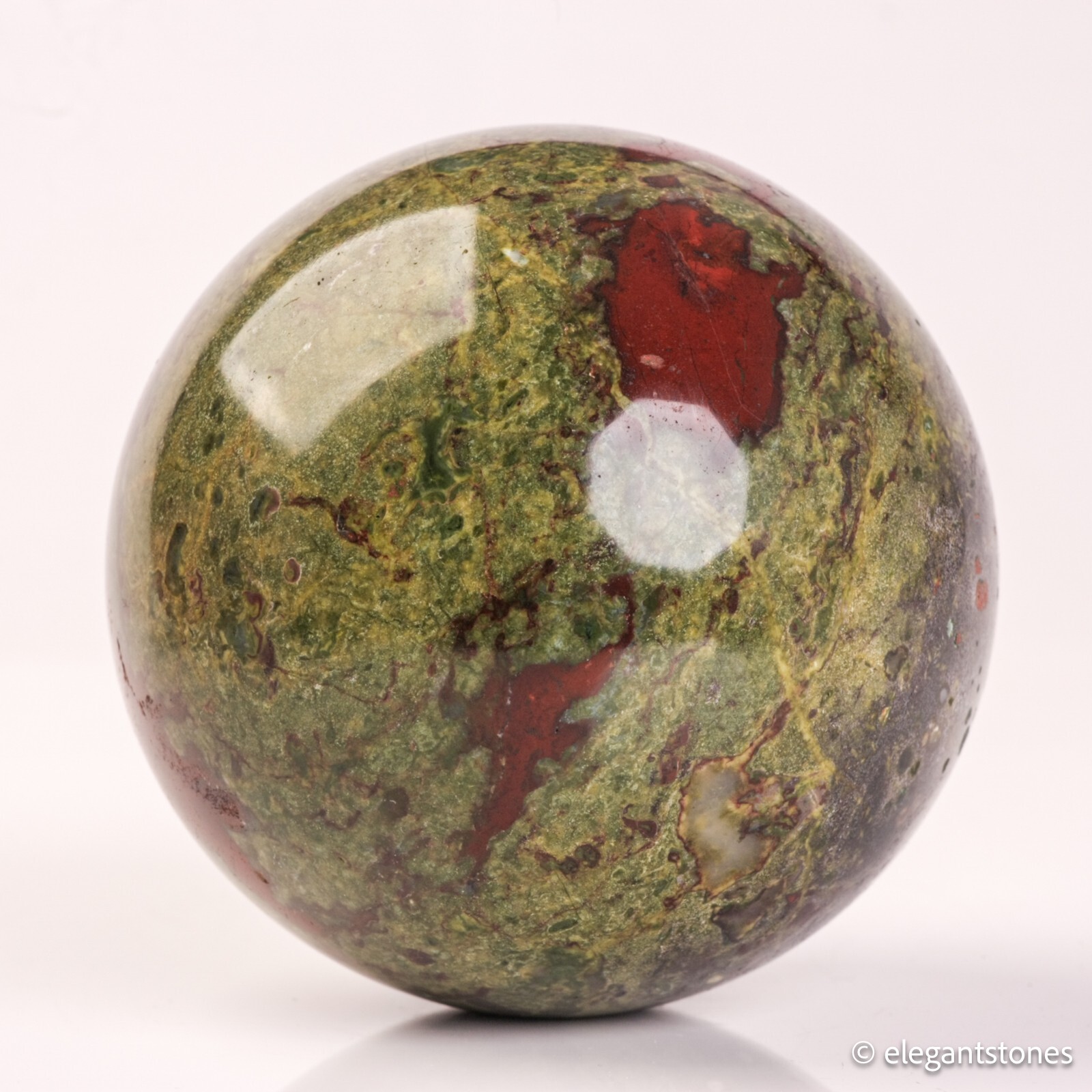 495g67mm Dragon Blood Sphere Crystal Ball Stone Quartz Reiki Healing Jasper
