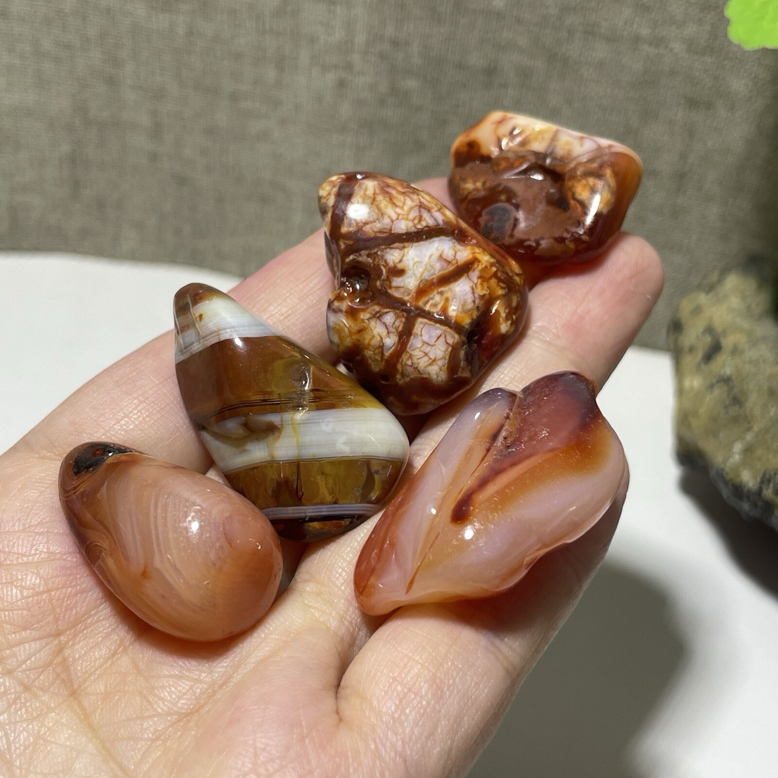 WOW!! 100% Natural Red Agate quartz crystal Chunk Specimen Healing 65g h7712