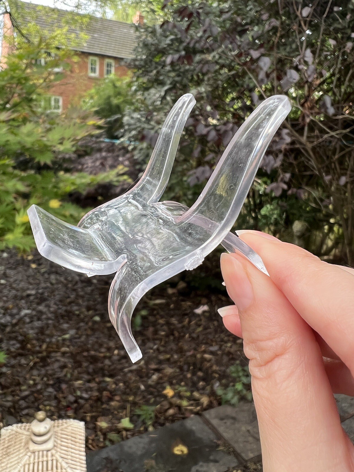 Plastic Crystal Stand Display for Hearts Slabs Slices x 2 4.3cm