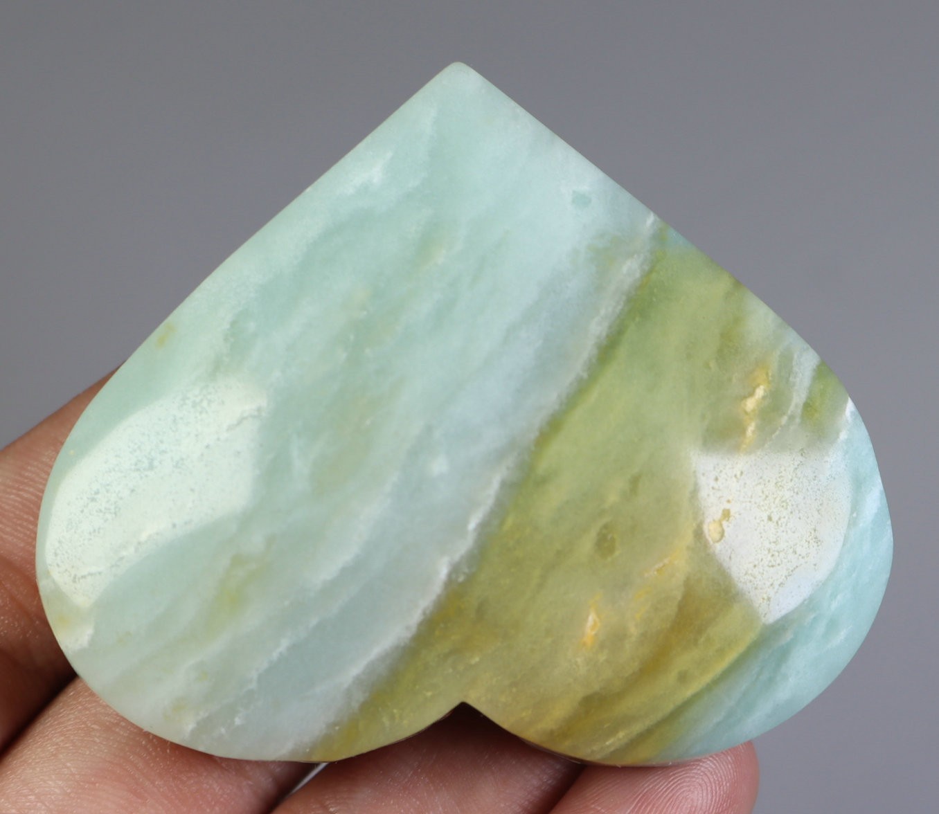 Natural Sky Blue Caribbean Calcite Quartz Crystal Stone Heart Reiki Healing