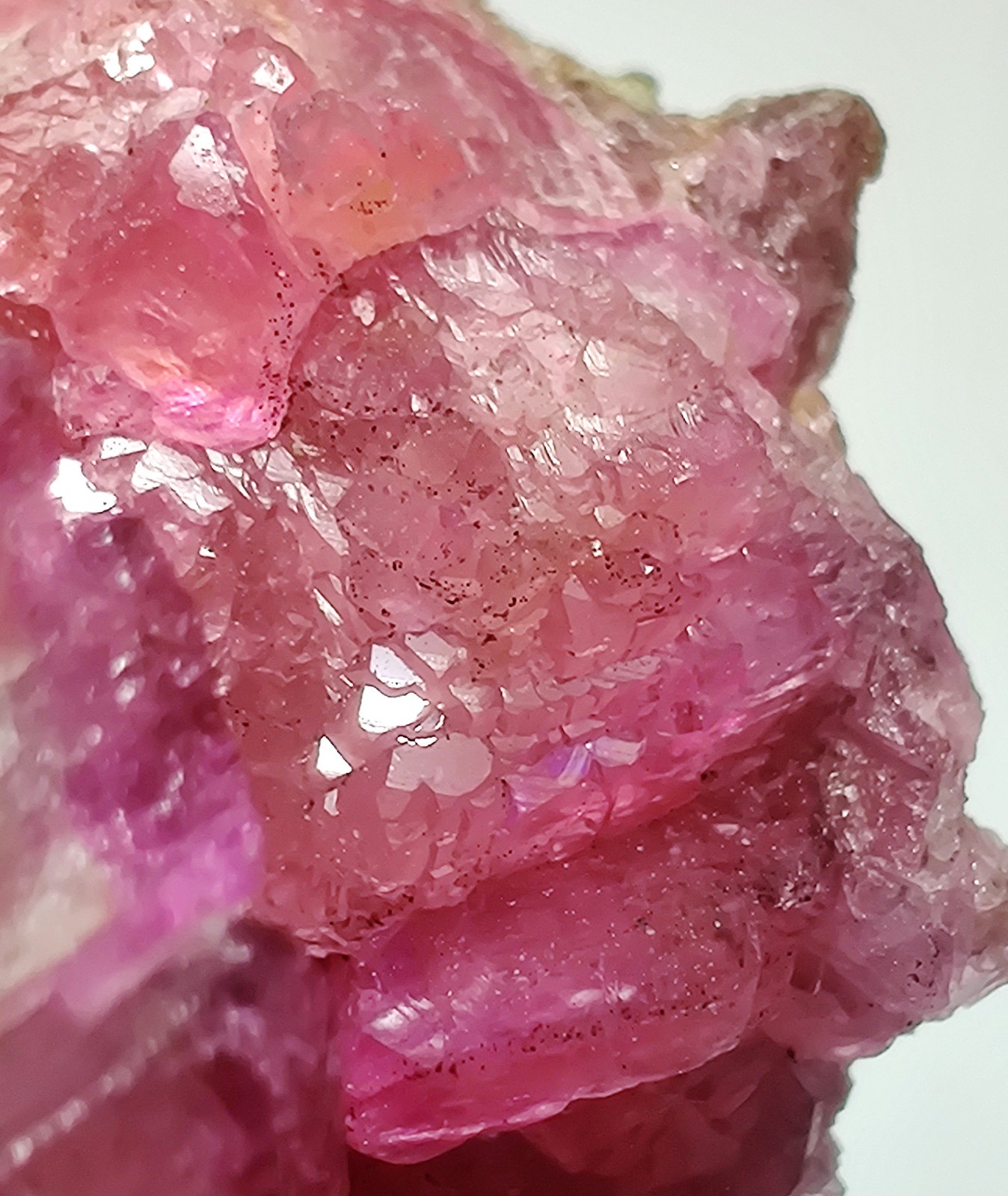 Cobalt bearing Calcite crystal, stunning colors! rare form. DR Congo. 27 grams.