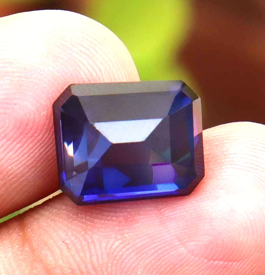 Beautiful Loose Gemstone Natural Blue Sapphire Certified Emerald Cut 7-8 CT