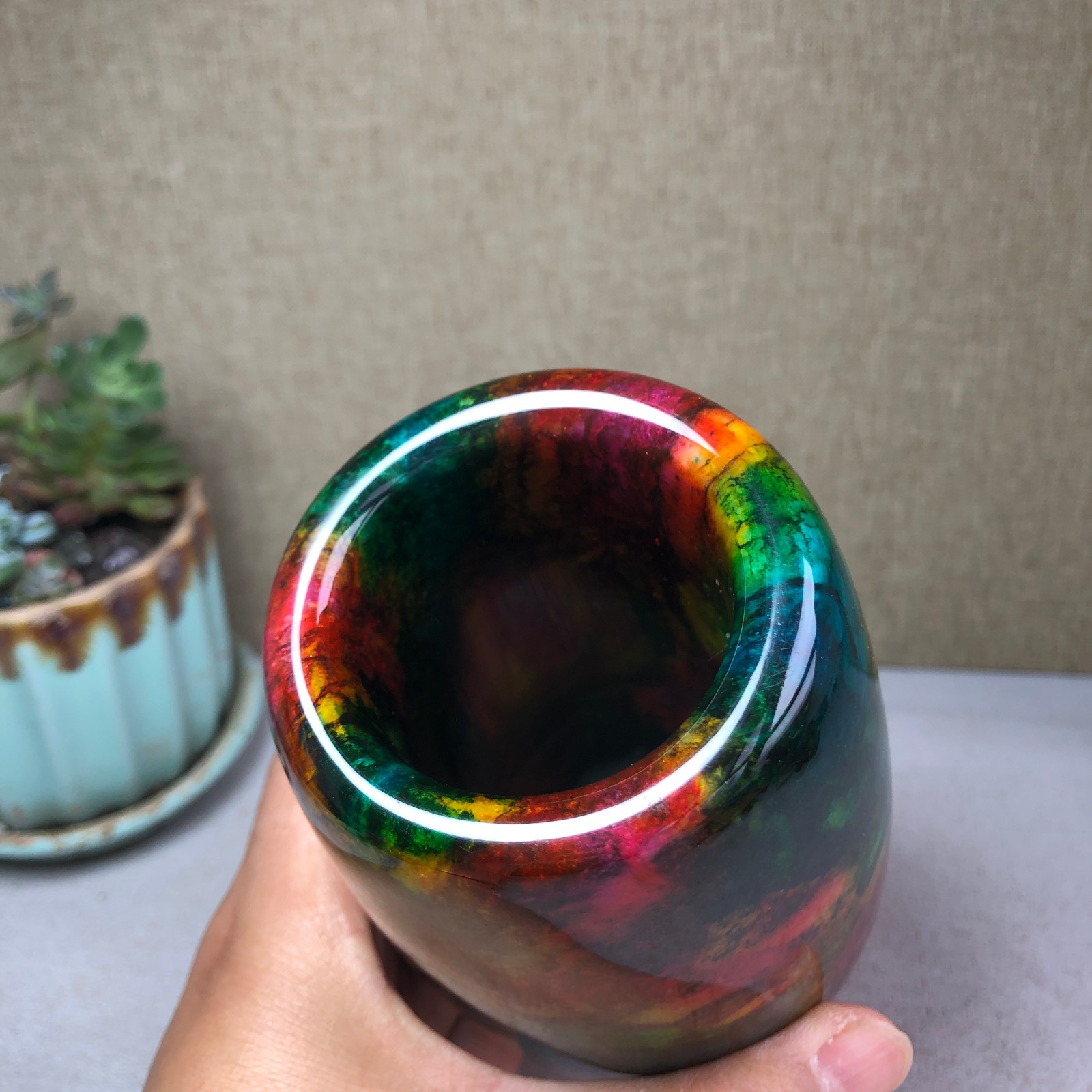 Natural “Seven Colors Jade” vase specimen -Taiwan China 1000g 128mm A4584