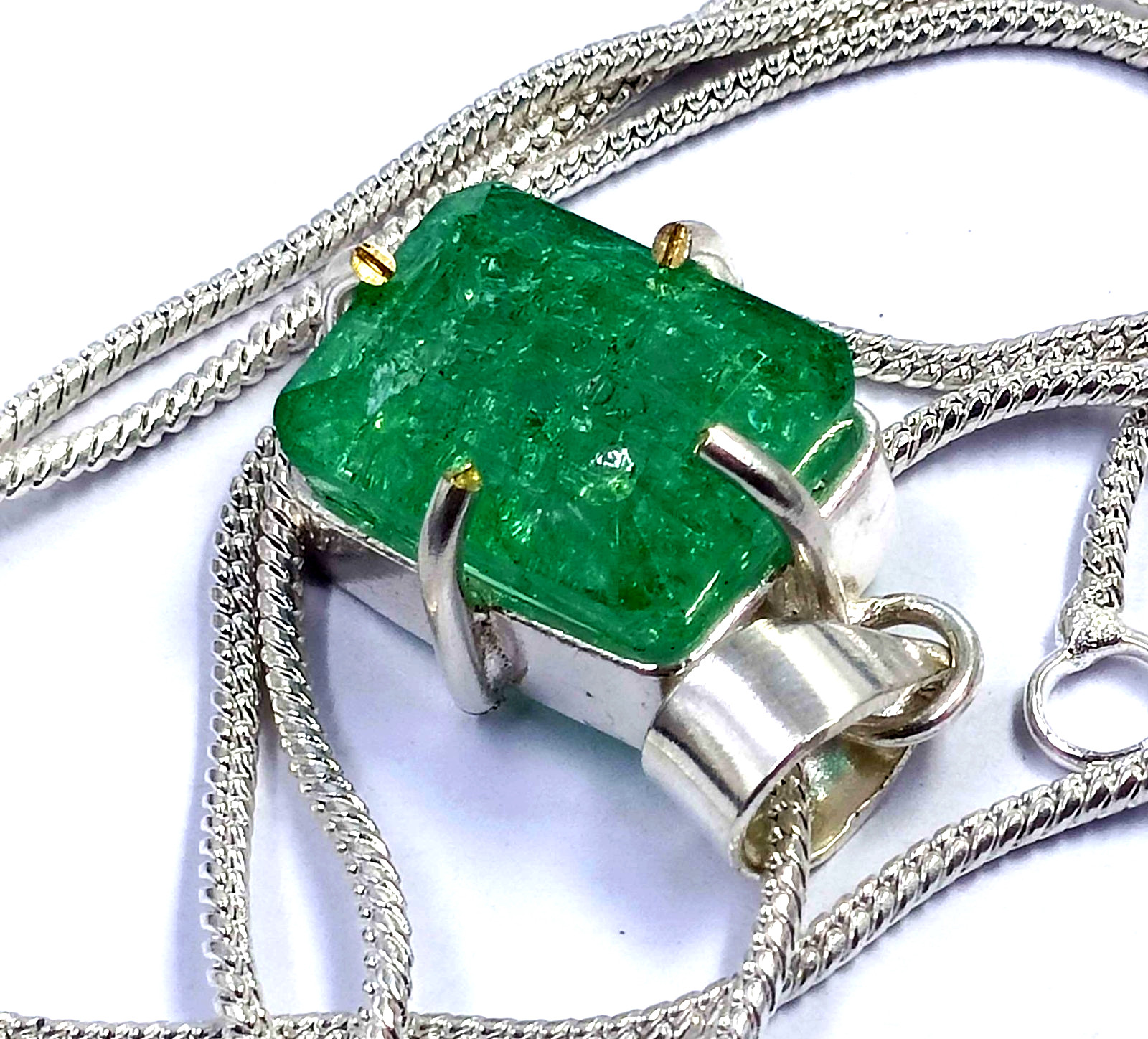 Natural Green Emerald 33 Ct Emerald Shape 925 Silver Pendant IGL Gems 6AHM