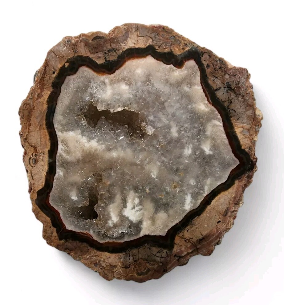 Geode Crystal Faced Nodule 132.4 grams.
