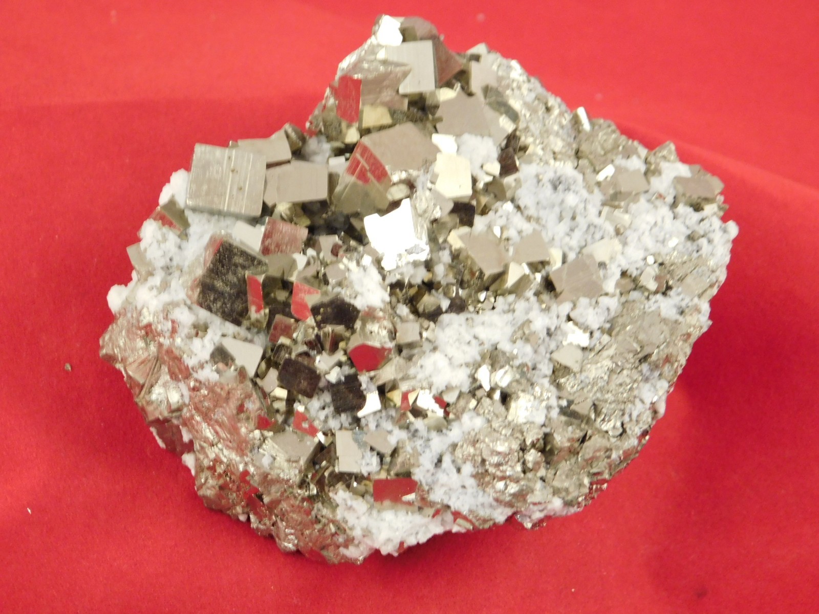 LARGER! 100% Natural PYRITE CUBE Cluster with Druzy Calcite Peru 490gr