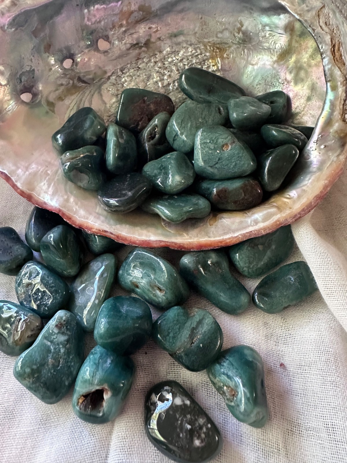 1X Mtorolite Tumbled Stone LG 20-30mm Reiki Healing Crystal Peace Calm Wisdom