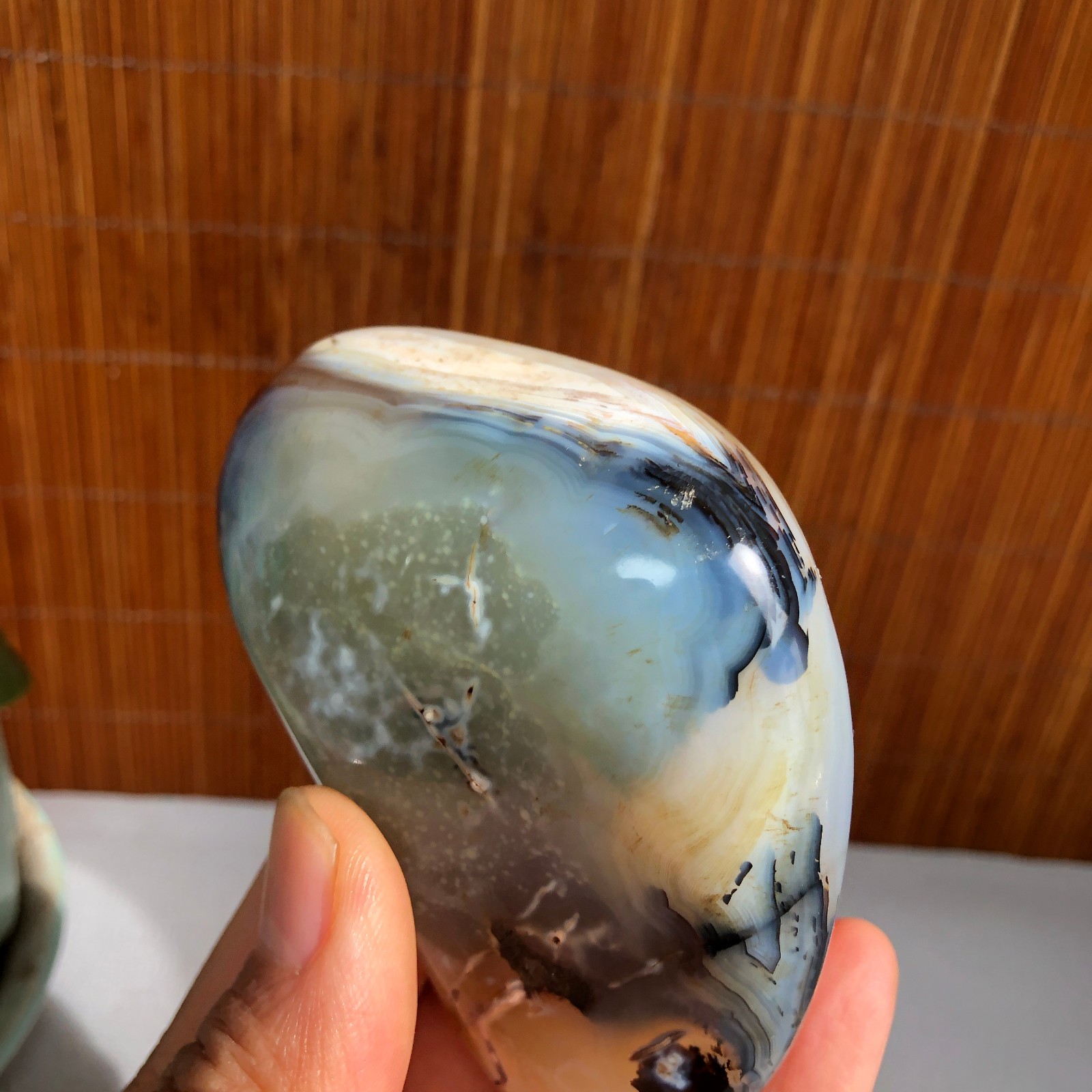 80mm Natural aquatic plants agate pretty Crystal specimens 235g A1485