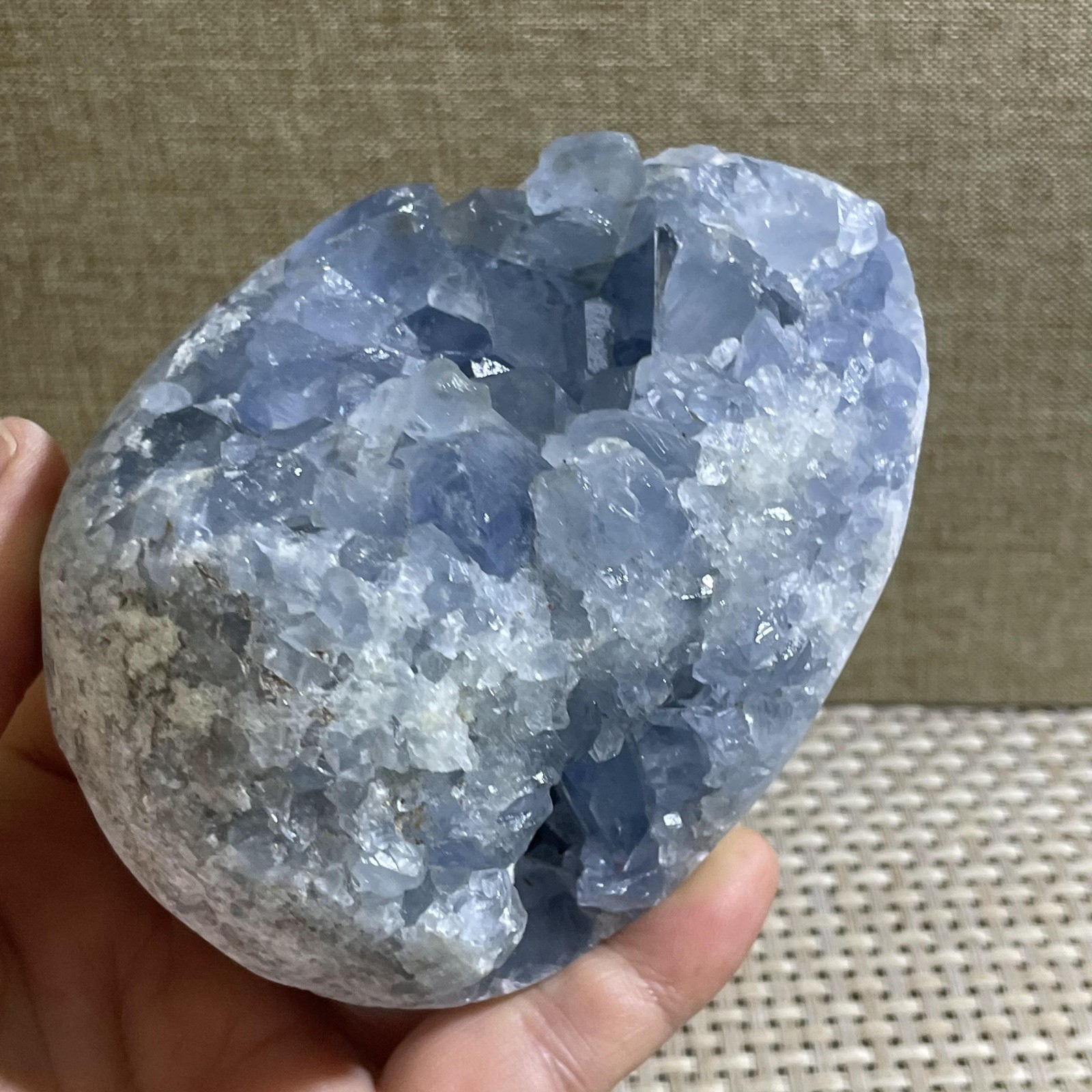 820g Celestite Crystal Natural Sky Blue Geode Cluster – Rough Stone Crystal
