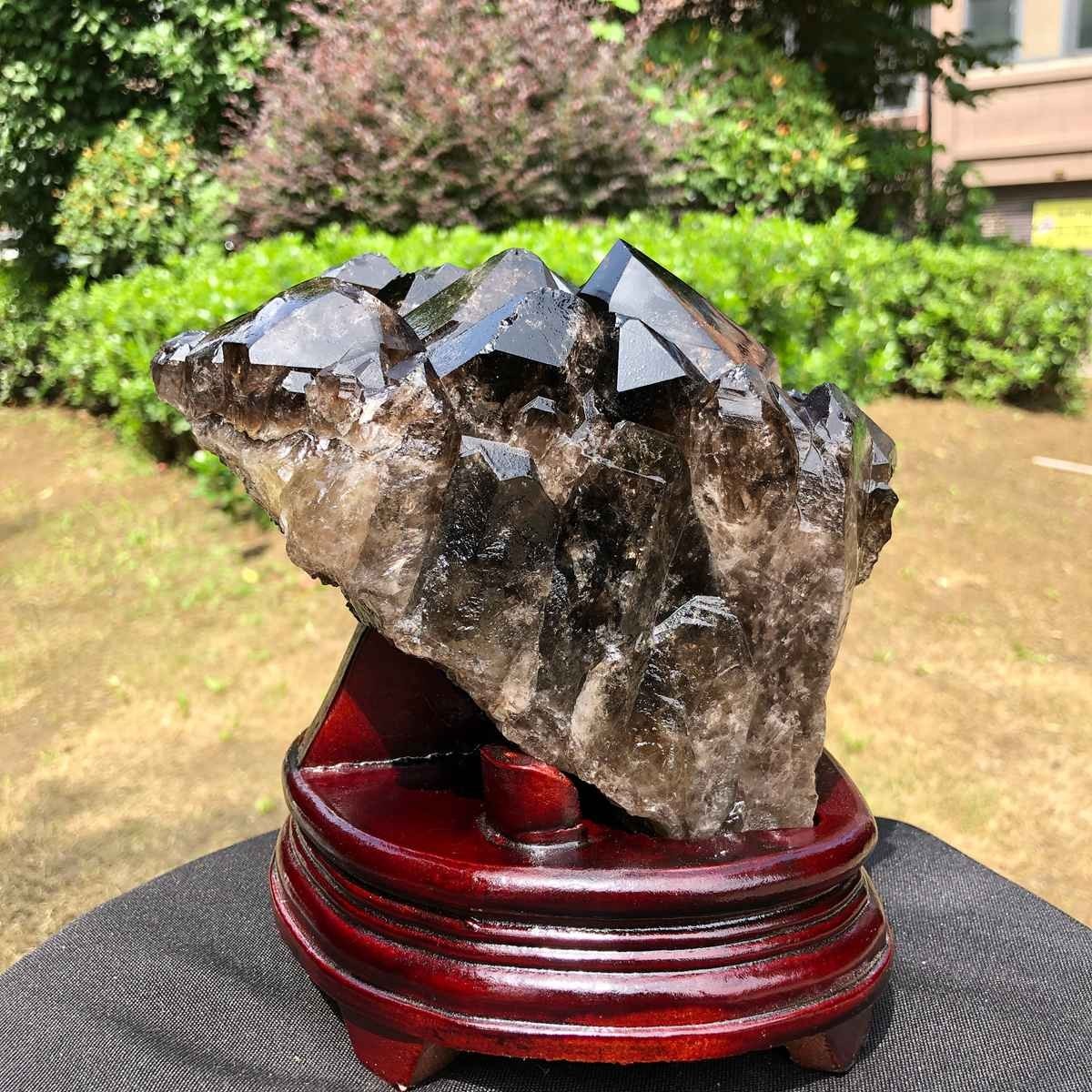 3340g Natural tea crystal specimen + pedestal MH1800