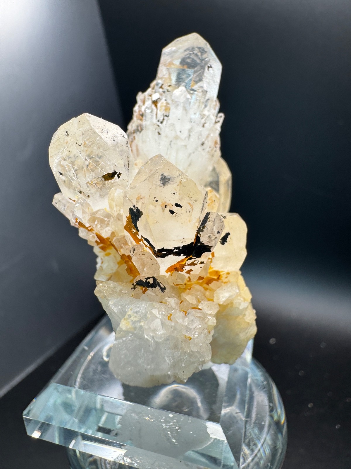 6069 Pineapple Quartz with Excellent Points and Clarity 74g Madagascar