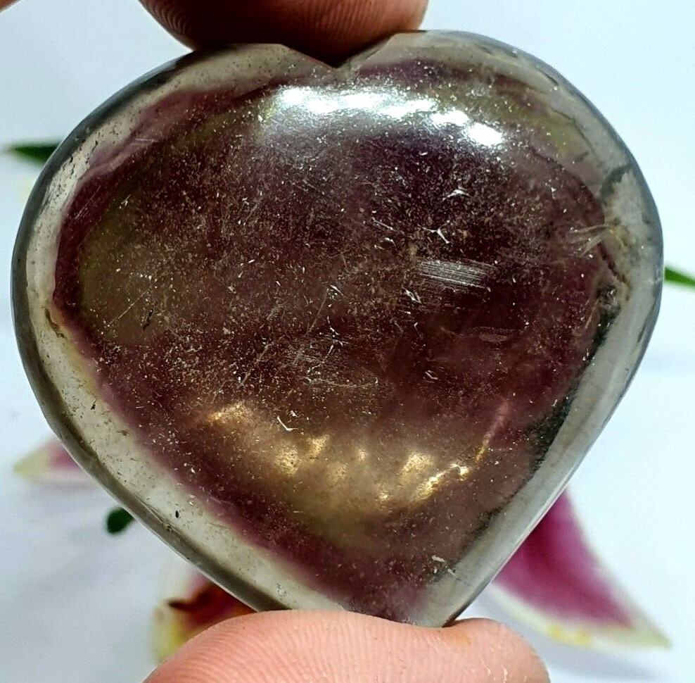 Smoky Quartz Heart Carving Real Crystal Protective Energy 70g 5 x 5 x 2 cm s2