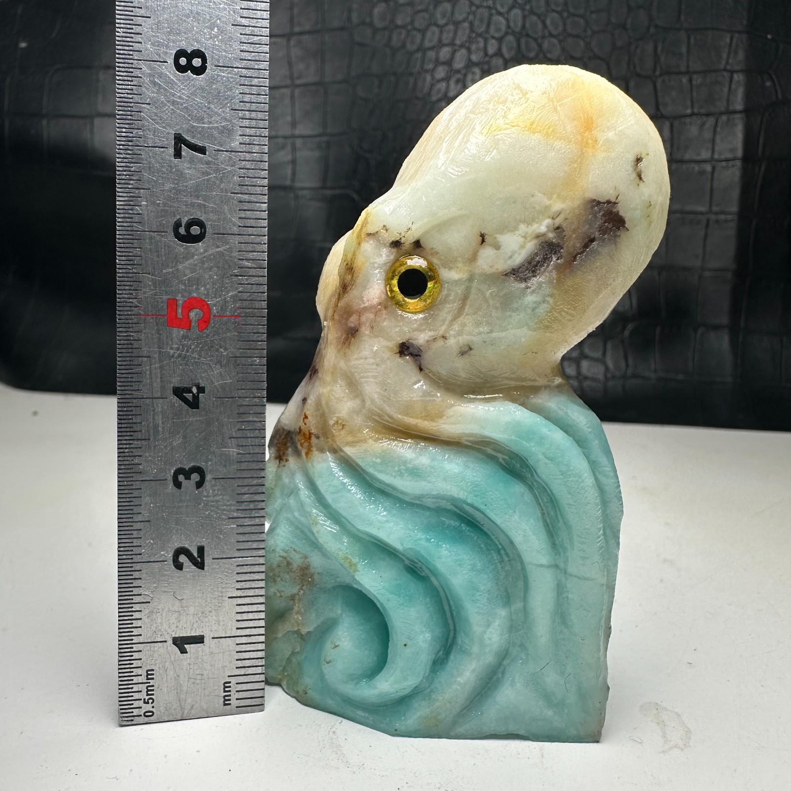 Natural Crystal Mineral Specimen. Amazon Stone. Hand-carved Octopus .Statue.BL