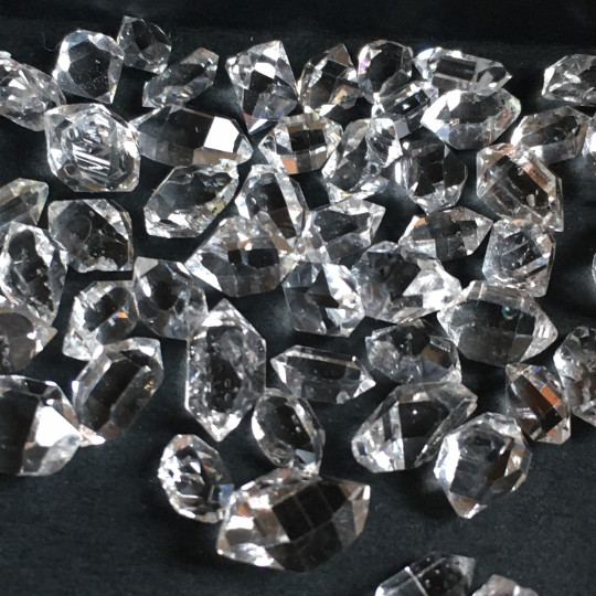 12pcs Lot of Herkimer diamond quartz crystals 5-7mm