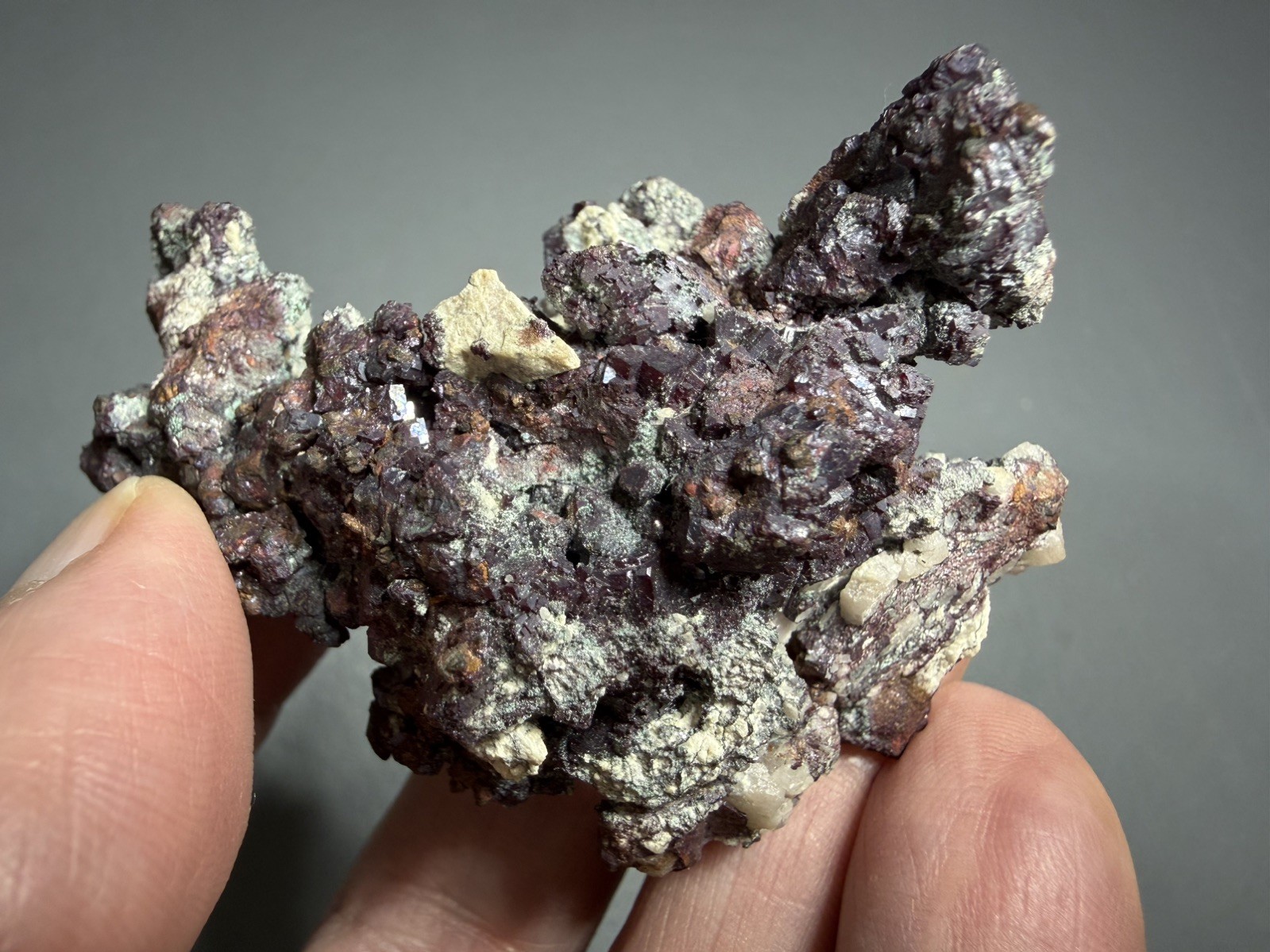 Cuprite Crystals – Bisbee Arizona United States – 6.3x4x4cm 141g Nice!