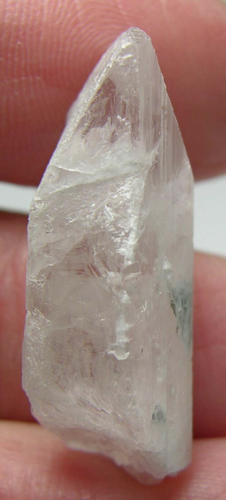 #2 Mexico 23.90ct Natural Raw Rough Danburite Crystal Stick Specimen 4.75g 28mm