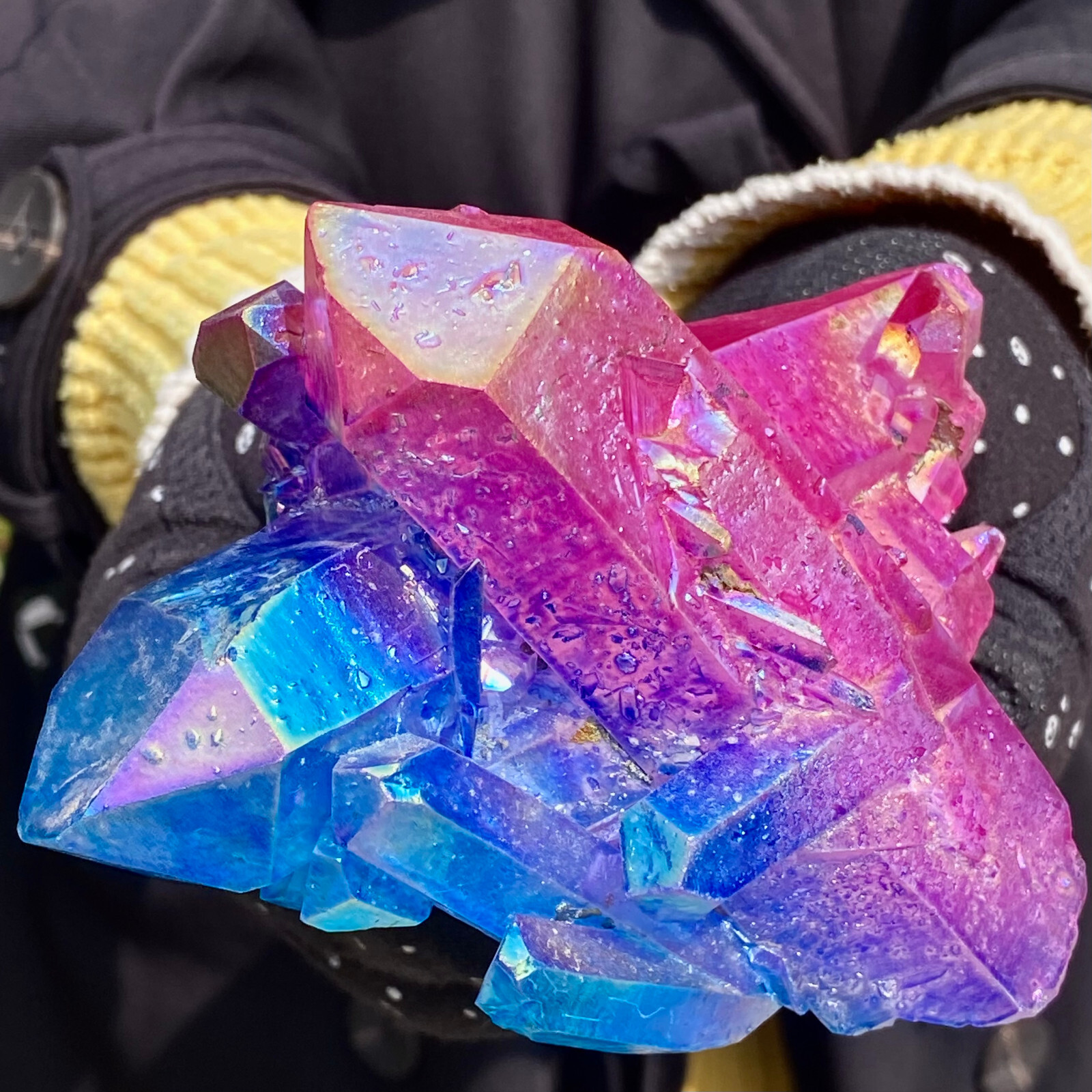 1.27LB Rainbow Titanium Quartz Crystal Treatment Cluster Decorative Gift