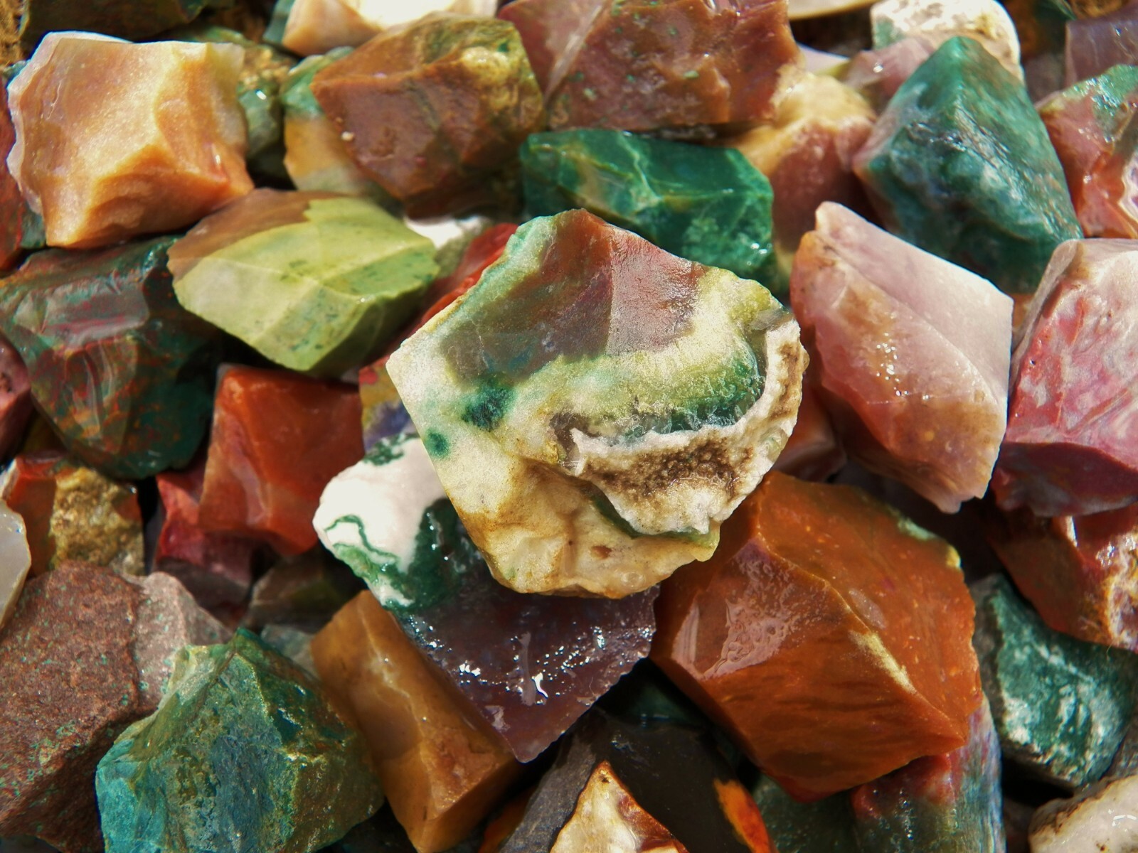 3000 Carat Lots of Fancy Jasper Rough – Plus a FREE Faceted Gemstone