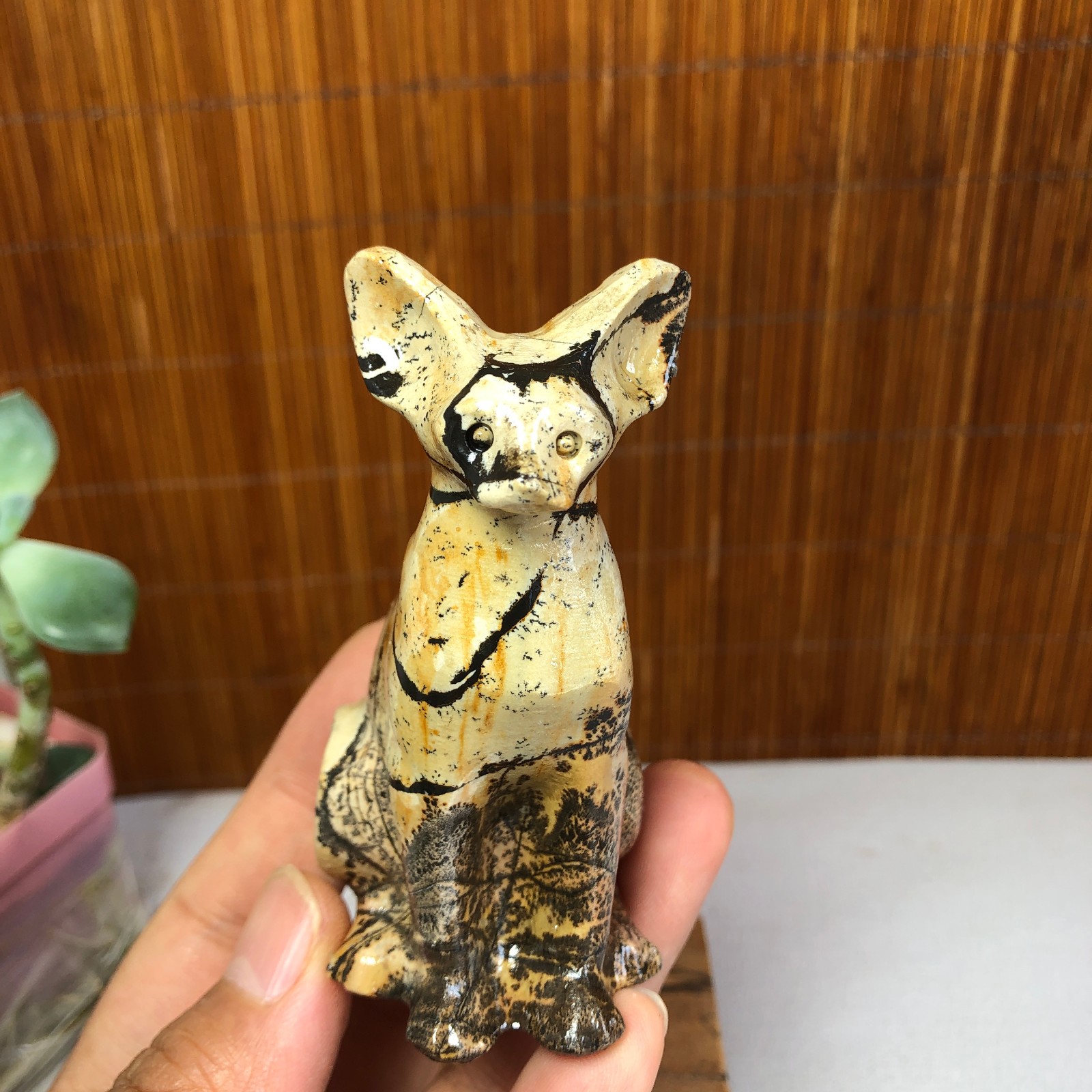 Rare Natural Traditional Chinese Painting Hand Carving Animal Model 136g g8397