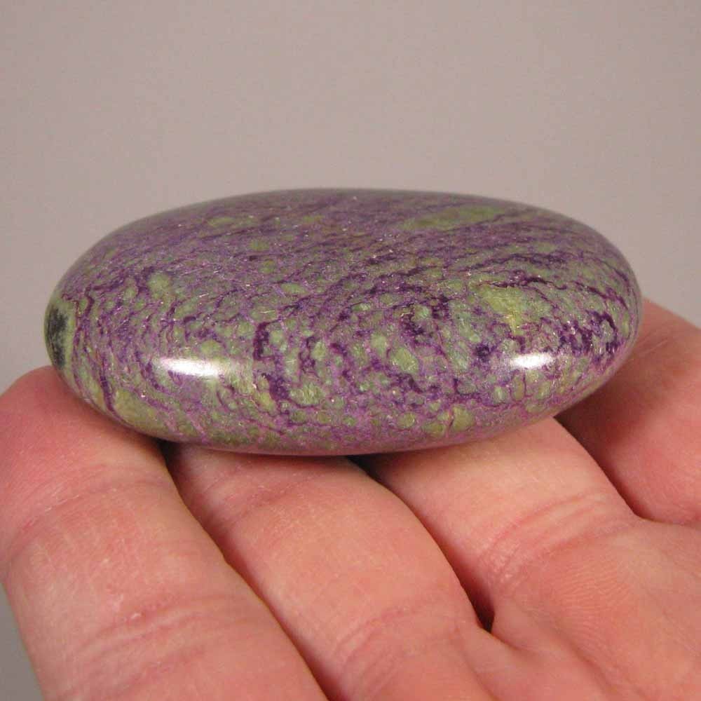 2.3″ Purple STICHTITE Gemstone Polished Palm Stone – Australia