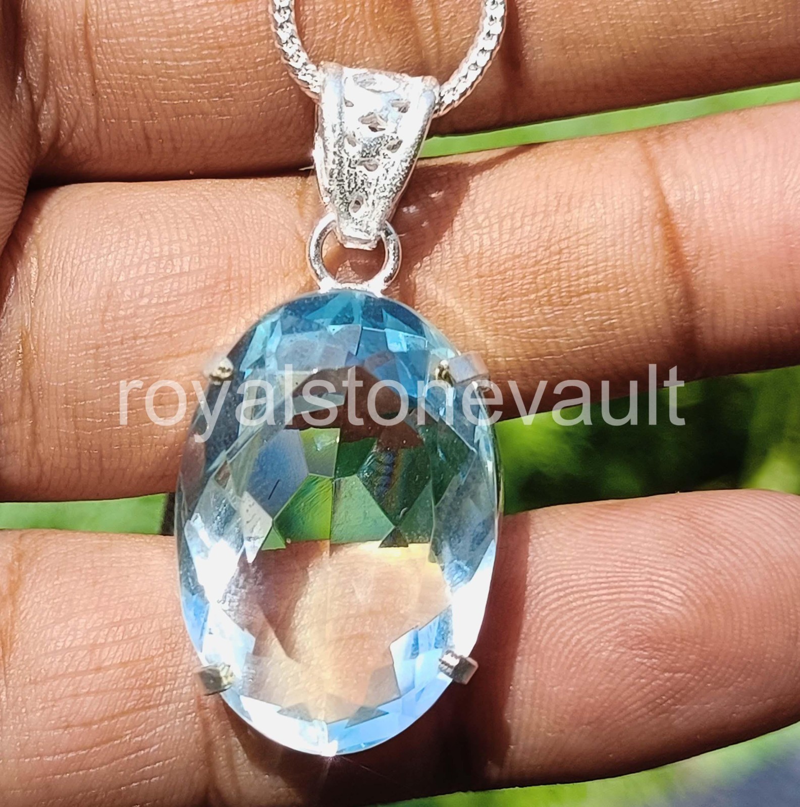65.70 Ct Natural Blue Aquamarine Oval Shape 925 Silver Pendant IGL Gemstone 6AHV