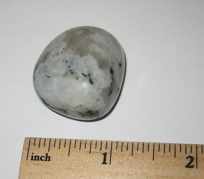 1.25″ TUMBLED POLISHED NATURAL RAINBOW MOONSTONE CRYSTAL STONE INDIA ~ 29.1g *1