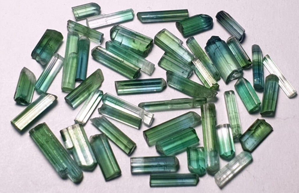 Colourful small size tourmaline crystals lot – 30 carats