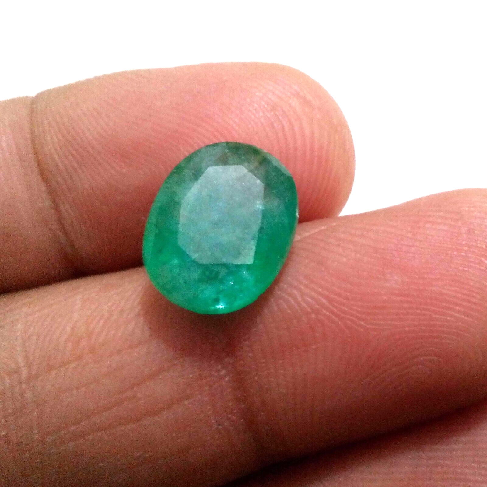 Good Quality A+ 5.70 Crt Green Zambian Emerald Faceted Oval Shape Loose Gemstone