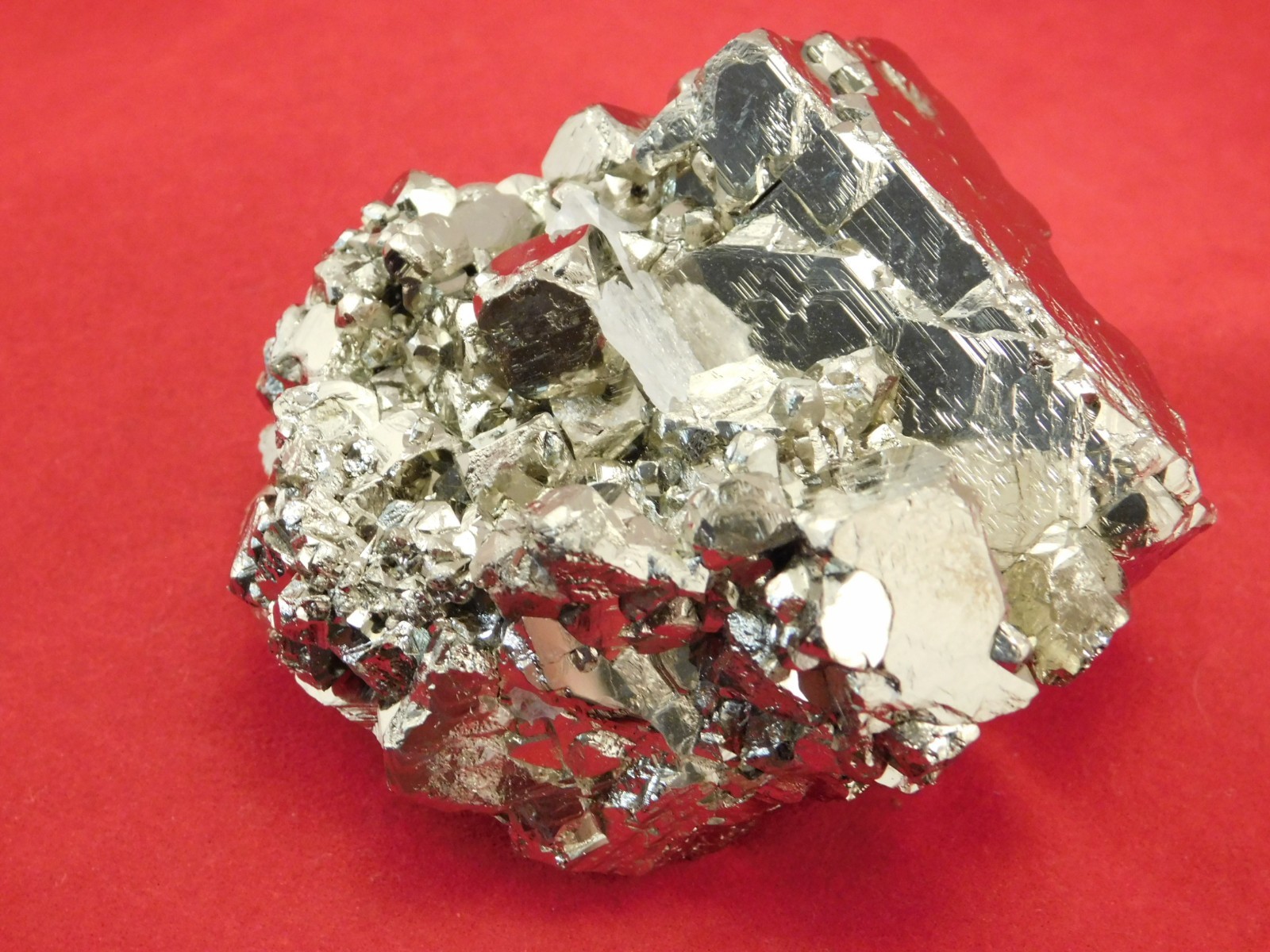 Larger! Nice and 100% Natural Pyrite CUBE Cluster Huanzala Mine Peru 326gr