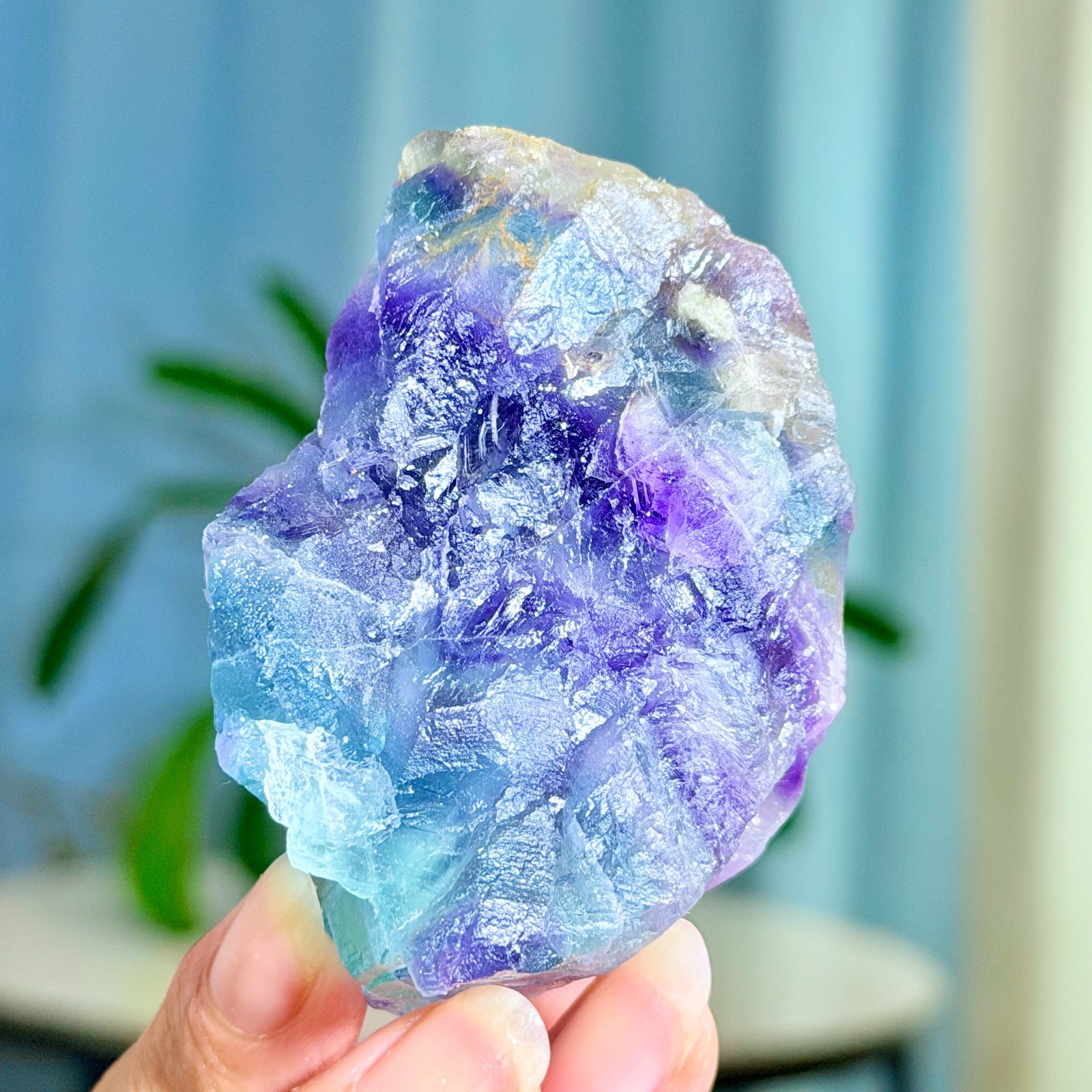 185G Rare transparent purple cubic fluorite mineral crystal sample/China