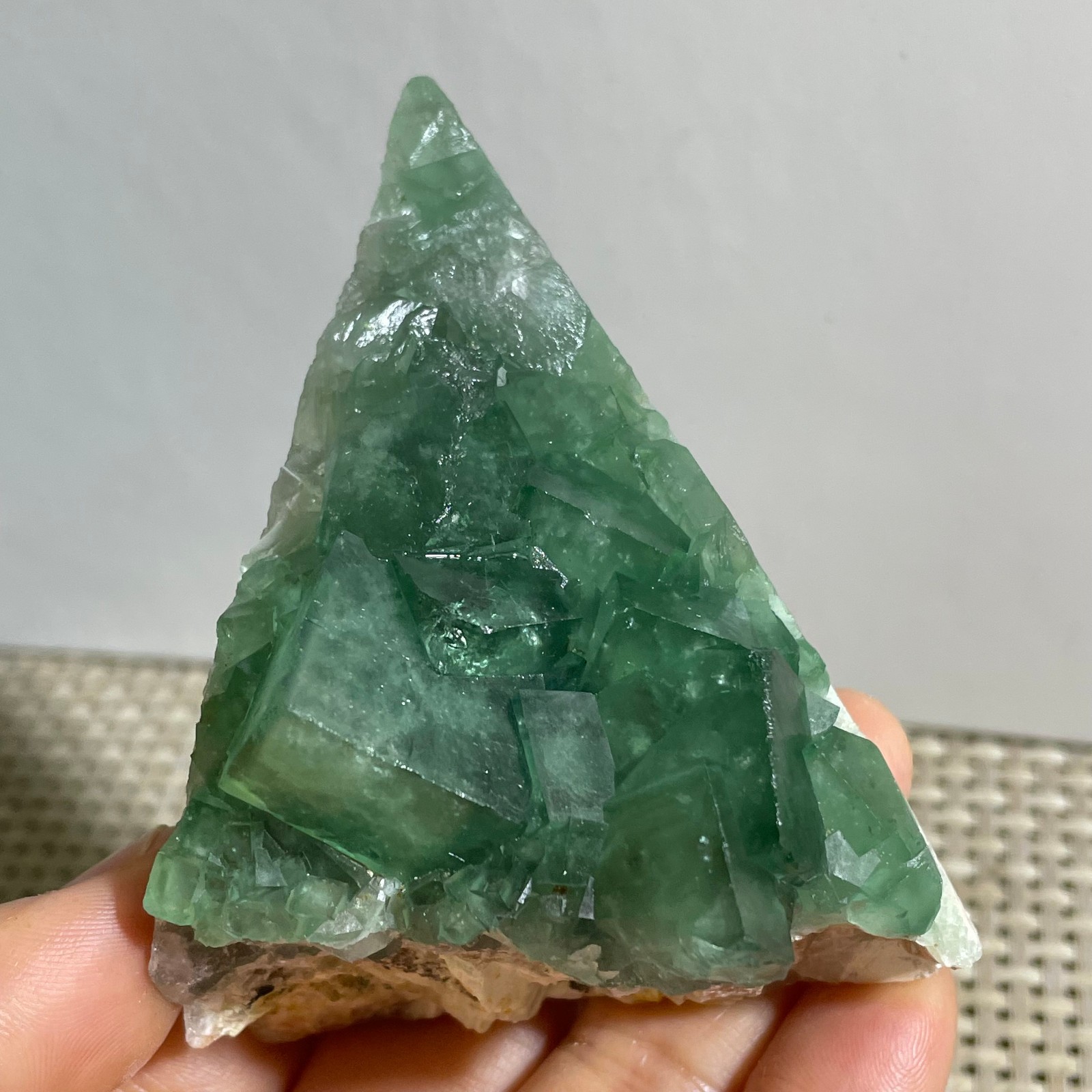 235g NATURAL Green FLUORITE Quartz Crystal Cluster Mineral Specimen