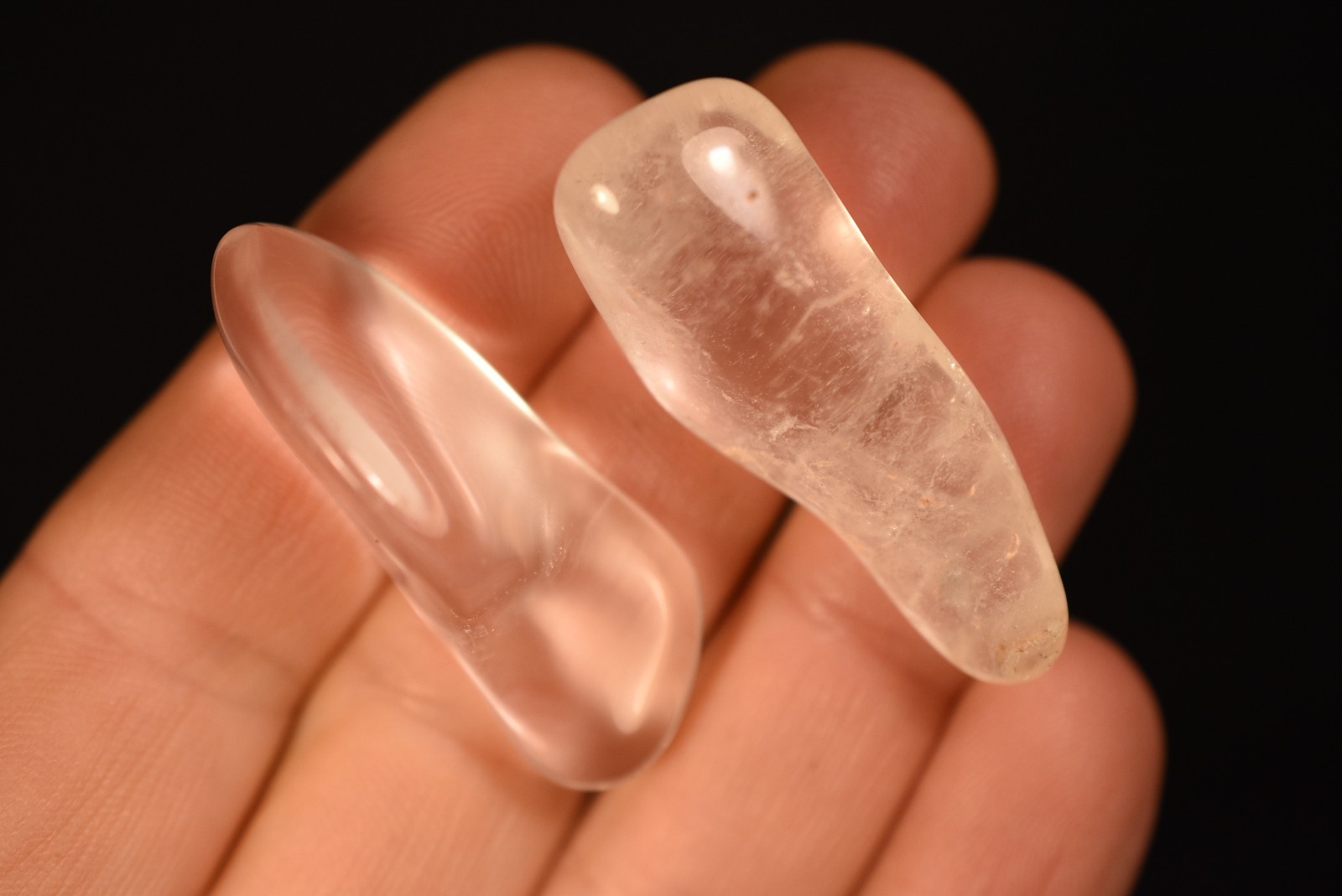 2 *AUSTRALIAN* QUARTZ Tumbled Stones 4cm 21.2g Natural Clear Kingsgate NSW