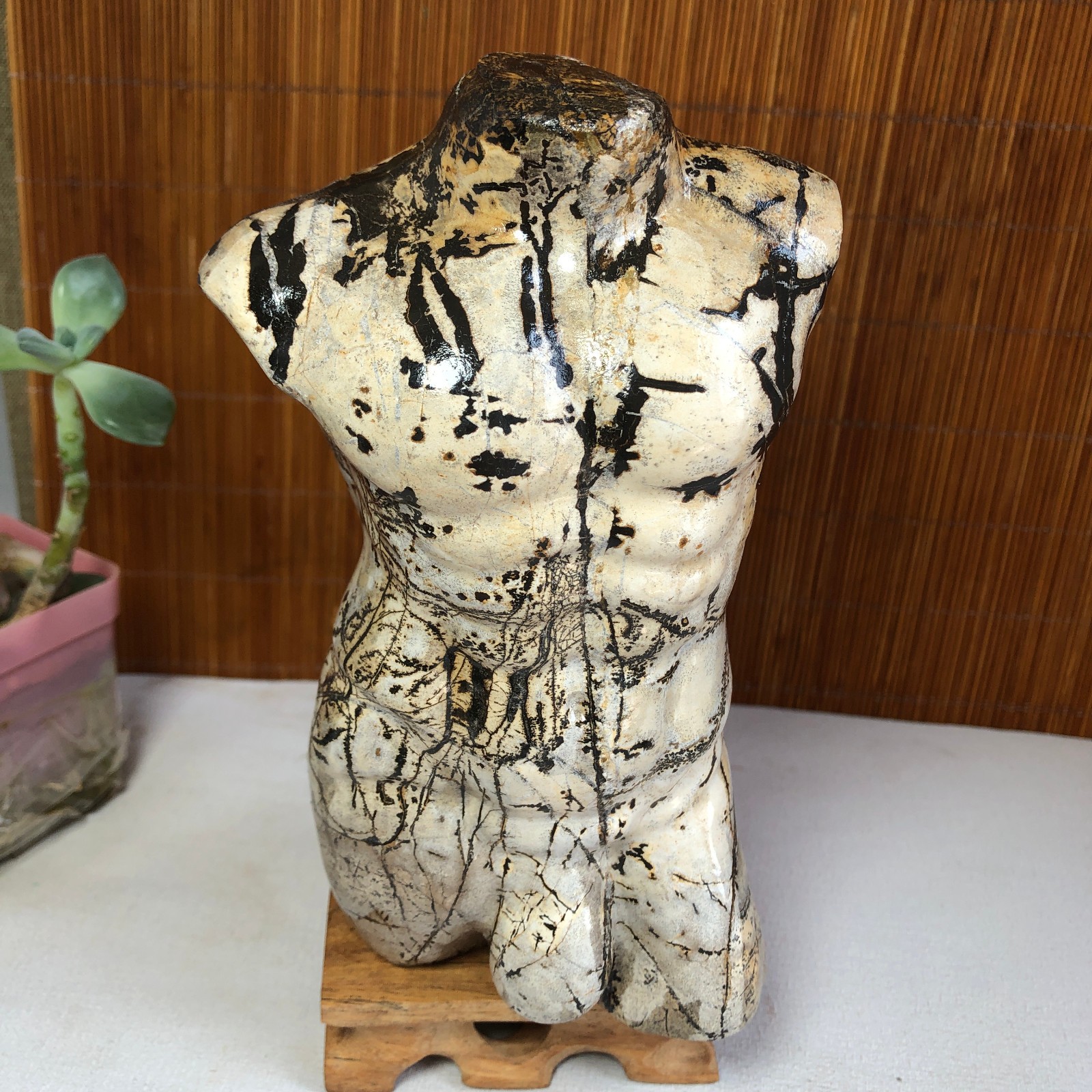 Rare Natural Traditional Chinese Painting Hand Carving male Model 1068g g8386