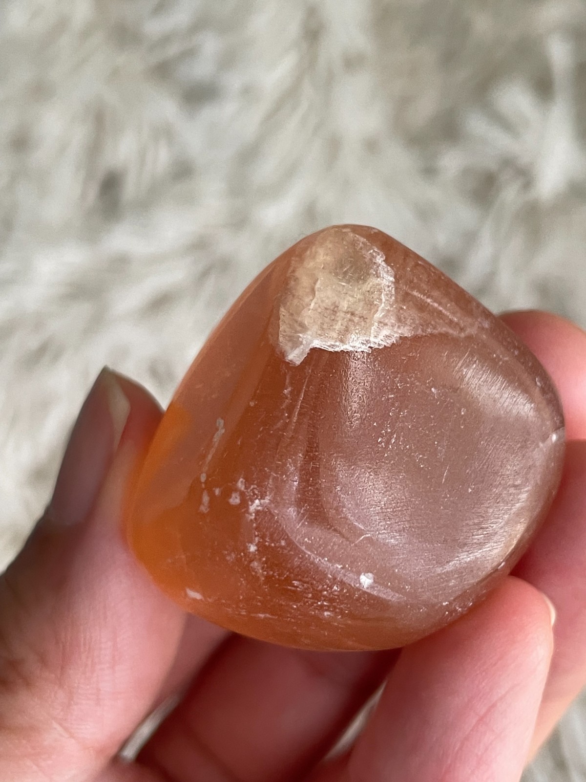 Honey Calcite Palmstone (x-small) / Tumble – 34 grams / 1.20 oz(HG)