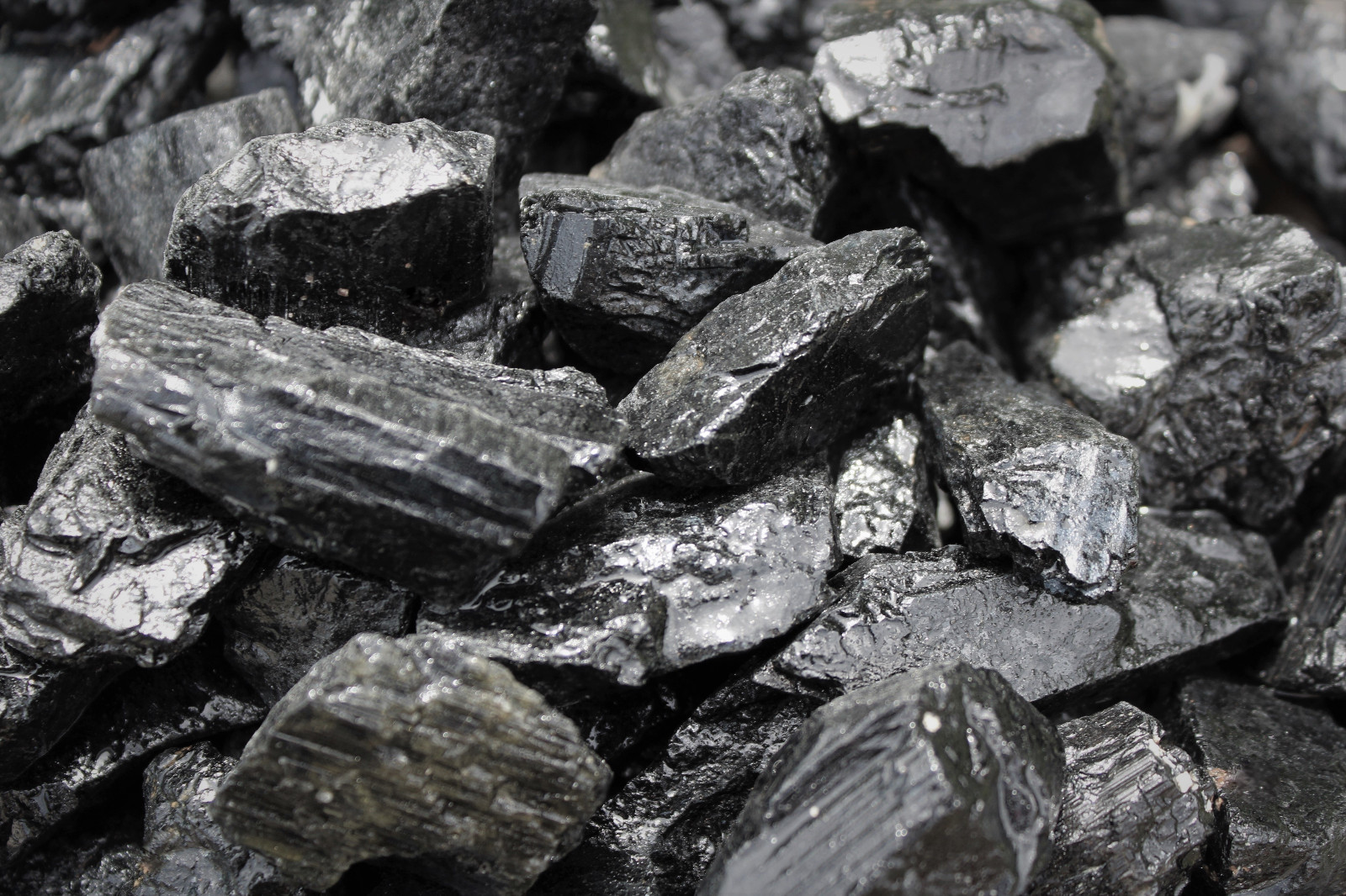 1/4 lb Black Tourmaline Rough Natural Stones Bulk Wholesale Crystal Raw 4 oz