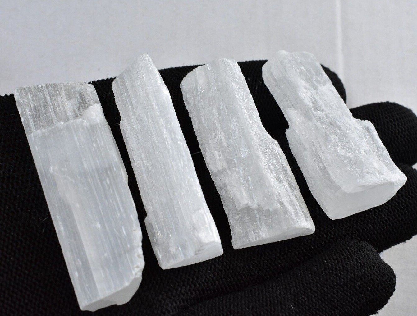 1 Selenite Crystal Wand Raw Stick 3-5cm, Quartz-Gemstone Crystal Wand Healing