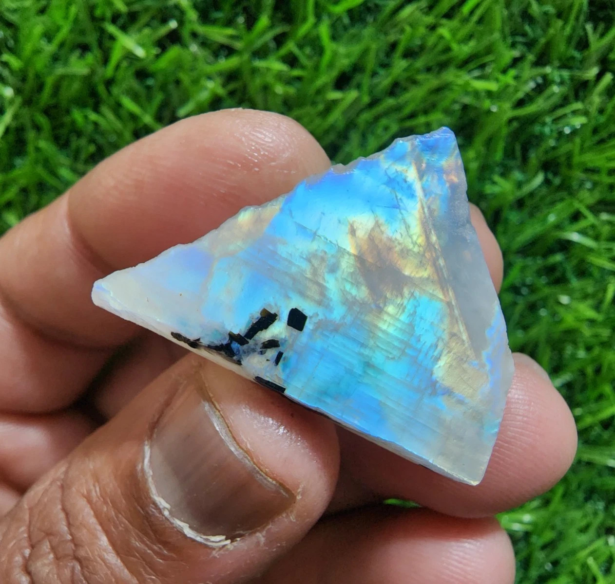 Rainbow Moonstone Raw 50 Crt Rare Moonstone Rough Gemstone For Jewelry Making