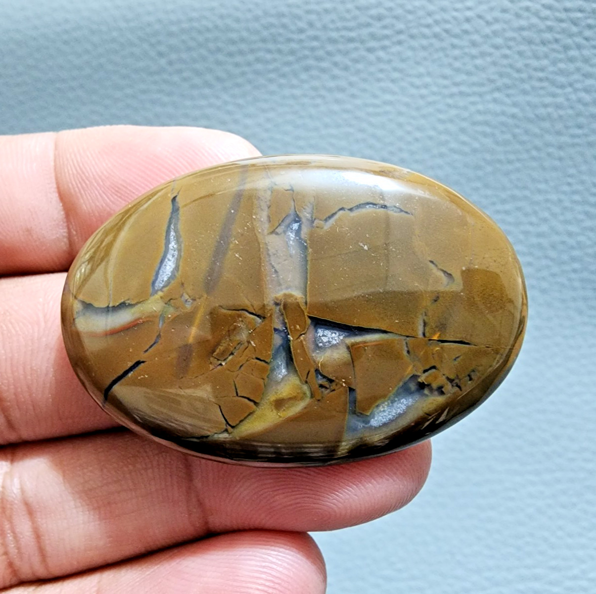Top Quality Septarian Crystal Dragon Stone Oval Shape 84 Crt Gemstone Cabochon