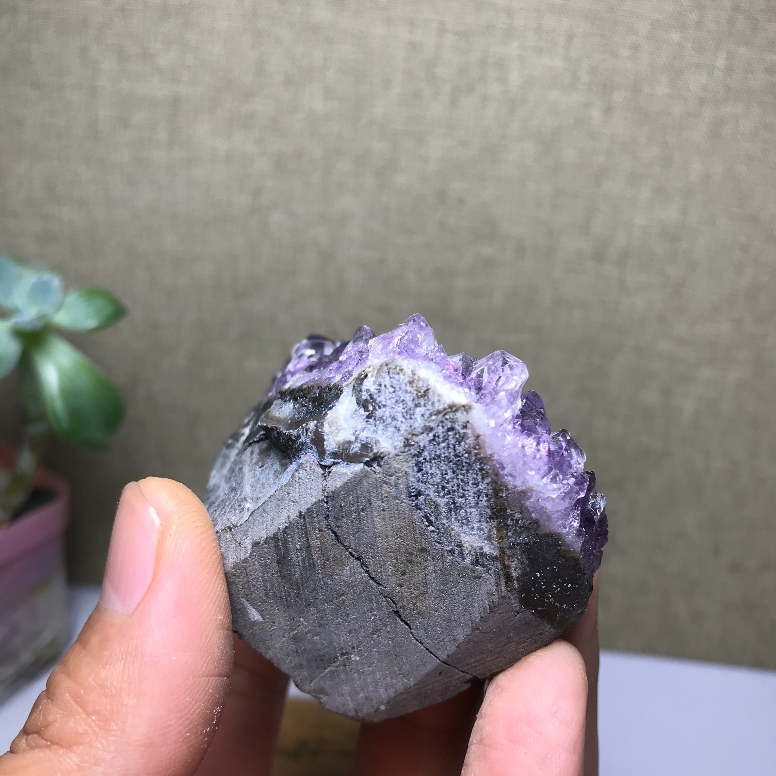62mm NATURAL amethyst point purple Crystal Cluster Mineral Specimen 111g A1774