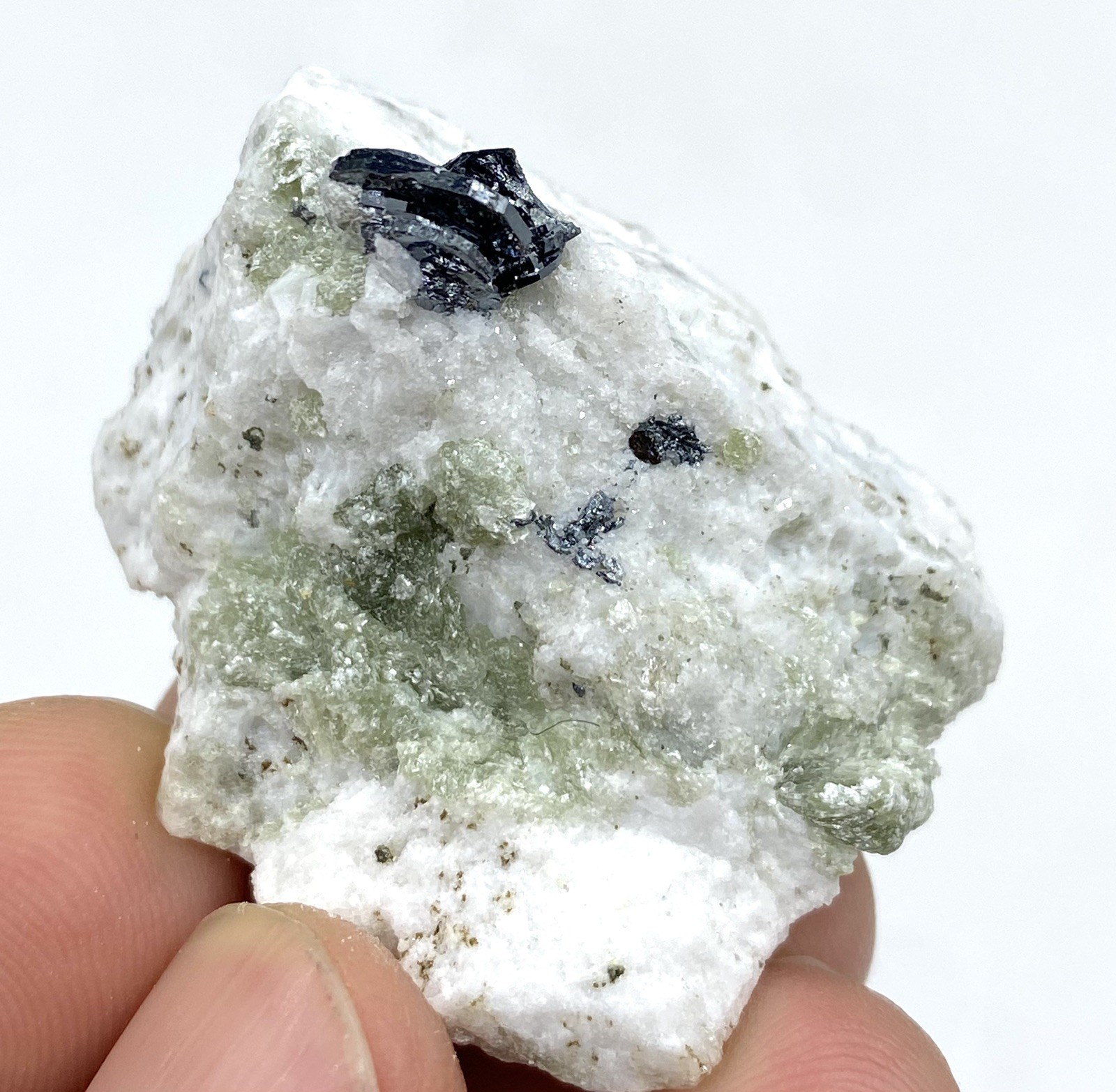 19 Gram Rare Hematite Crystal Specimen From Pakistan.