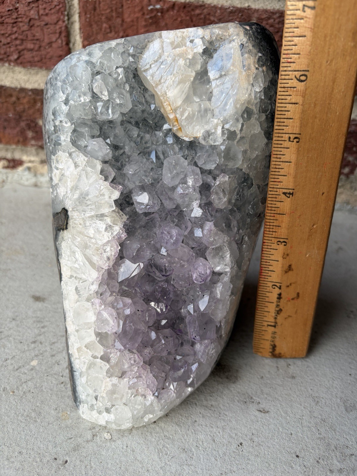 NATURAL LARGE CLEAR & LIGHT PURPLE AMETHYST GEODE – LARGE POINTS – OVER 6 POUNDS