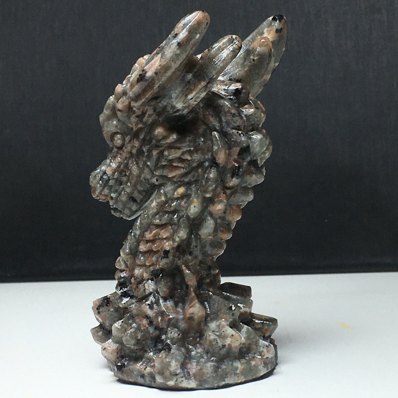 1PC Natural Crystal Specimen. Flame’s Stone. Hand-carved. Exquisite Dragon Head