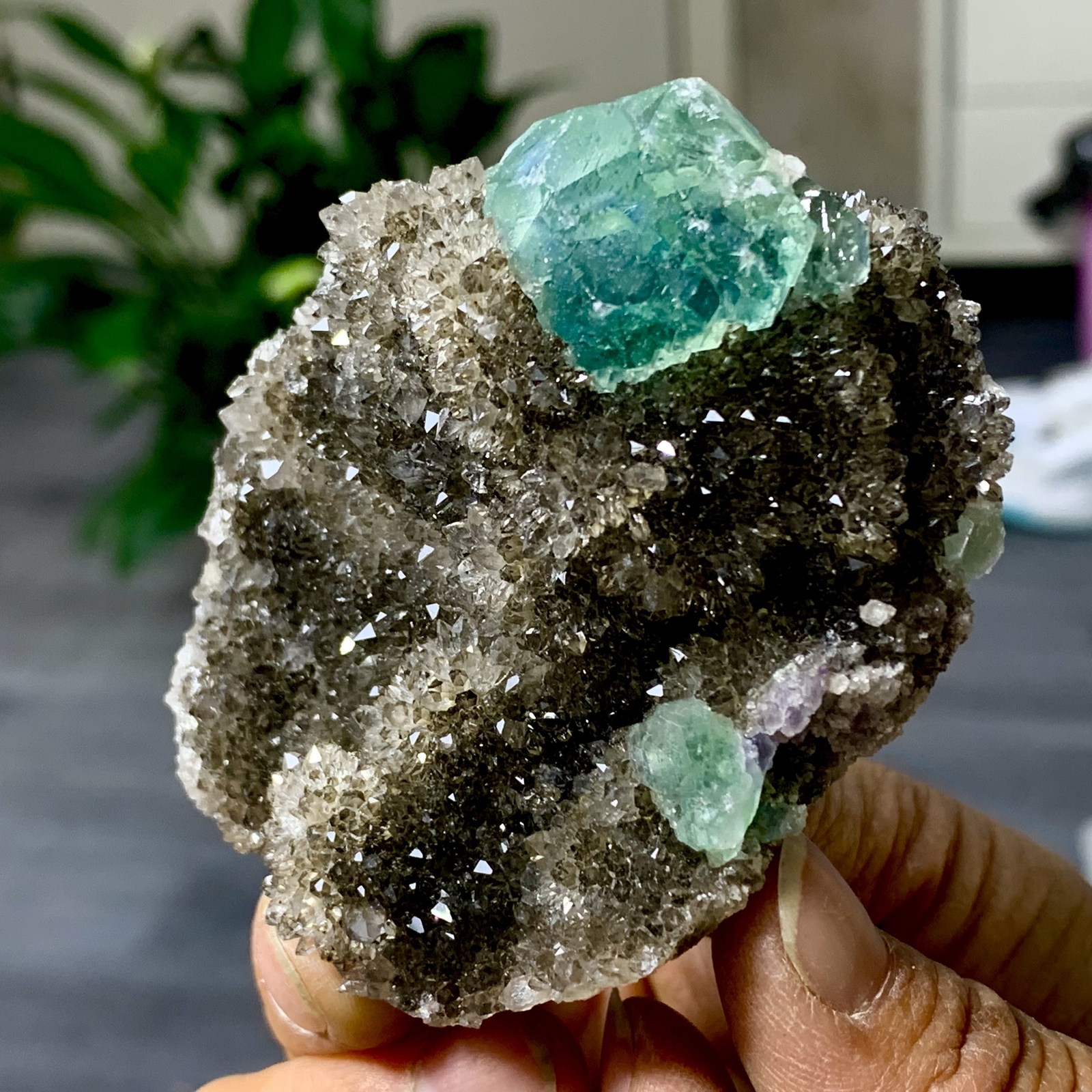 163G Rare Transparent blue-green Cube Fluorite Mineral Crystal Specimen/China